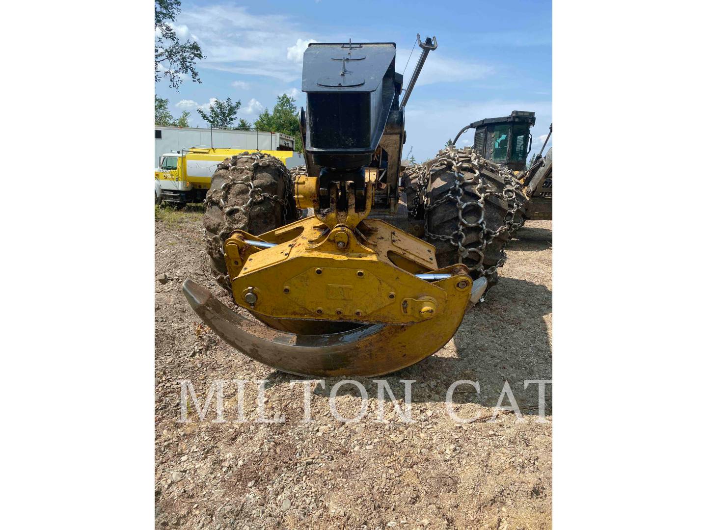 2019 Caterpillar 555D Skidder