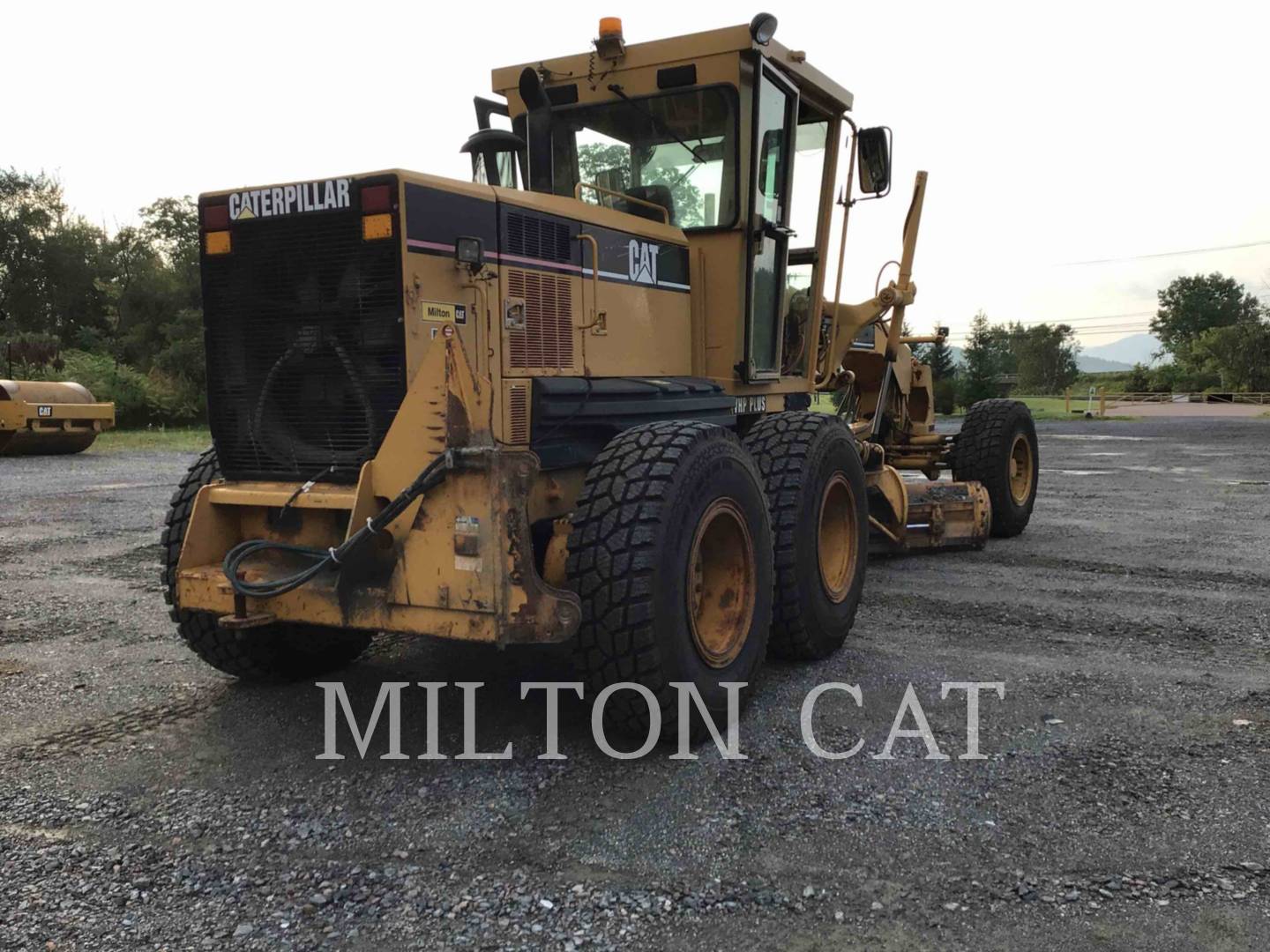 2005 Caterpillar 143H Grader - Road