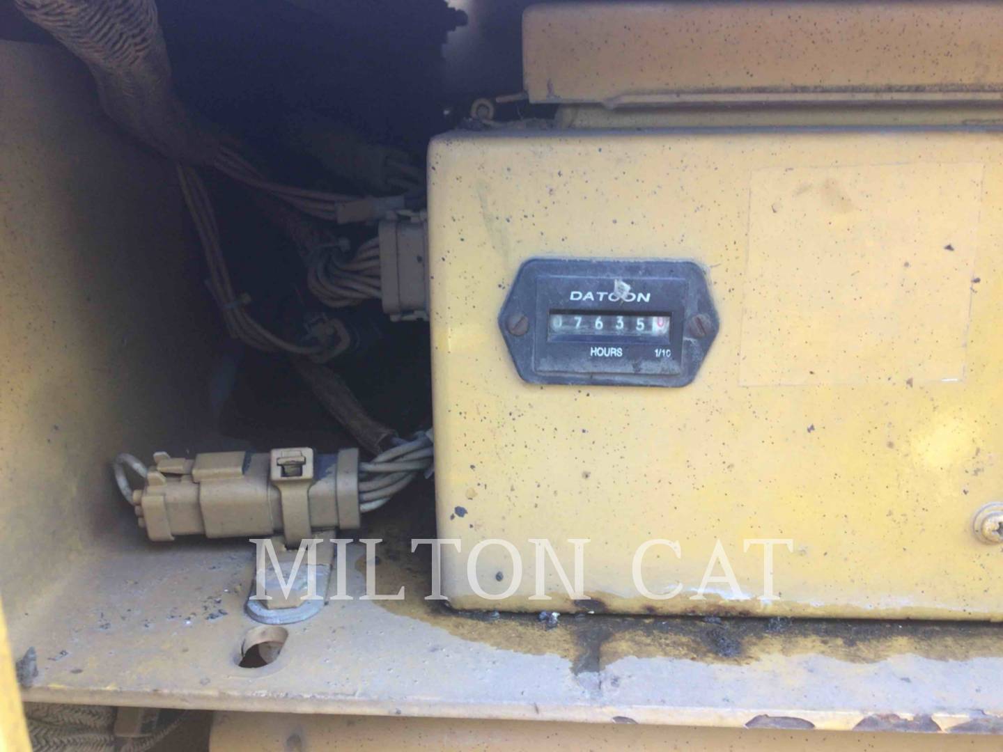 2001 Caterpillar AP650B Paver