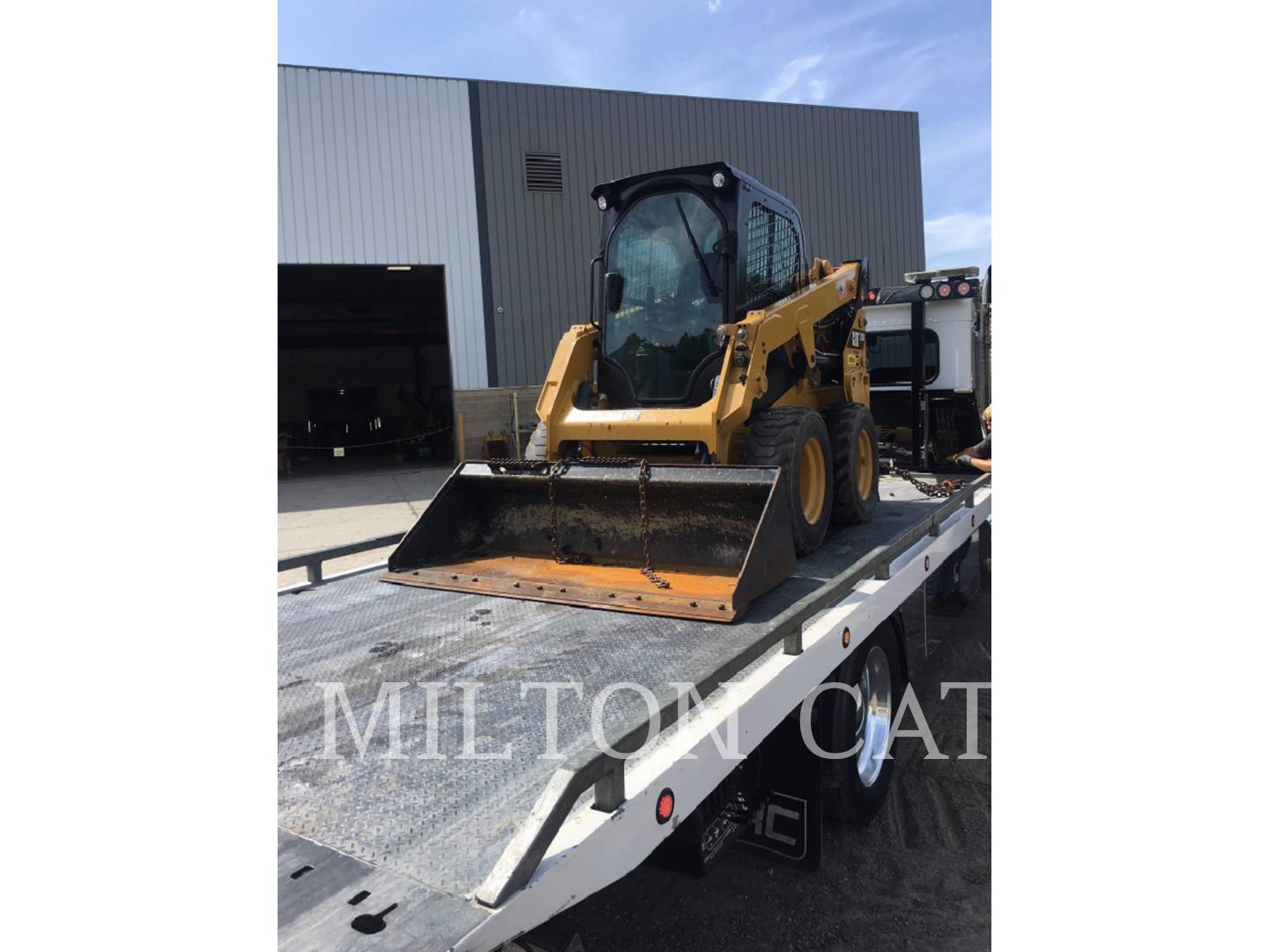 2019 Caterpillar 232D Skid Steer Loader