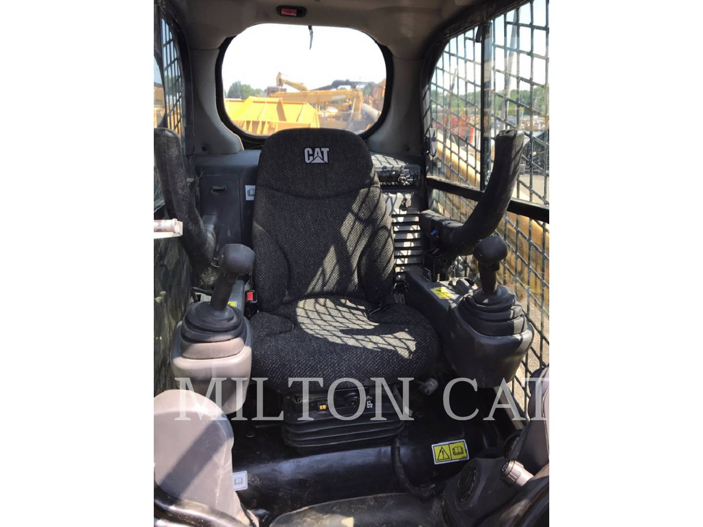 2019 Caterpillar 226D Skid Steer Loader