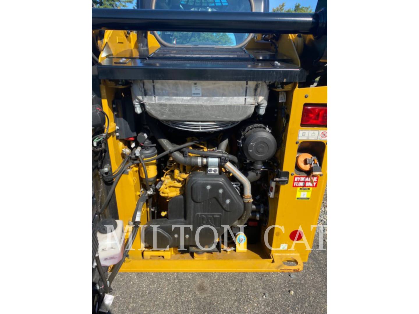 2019 Caterpillar 232D Skid Steer Loader