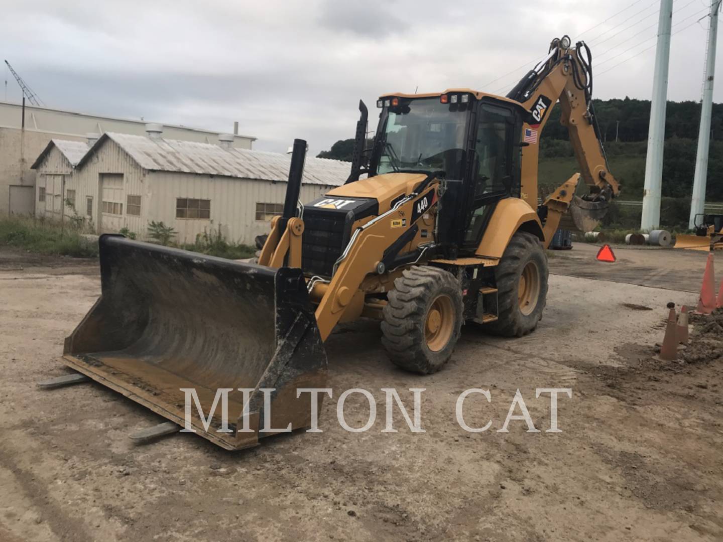 2019 Caterpillar 440 Tractor Loader Backhoe