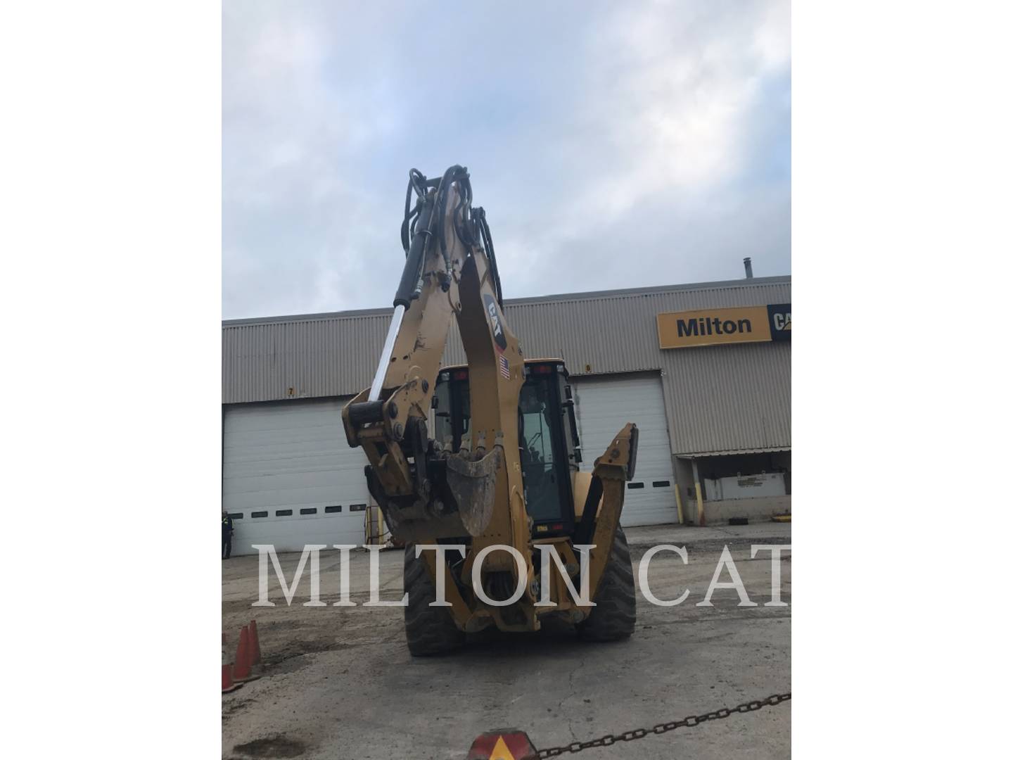 2019 Caterpillar 440 Tractor Loader Backhoe