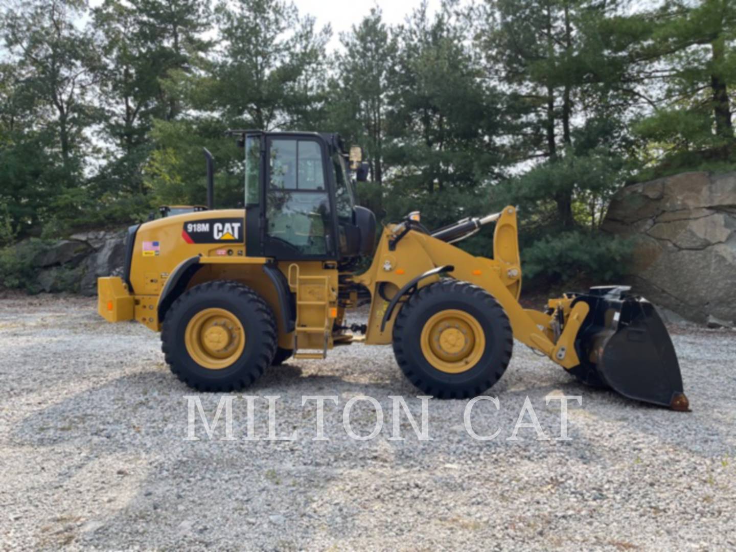 2019 Caterpillar 918M Wheel Loader