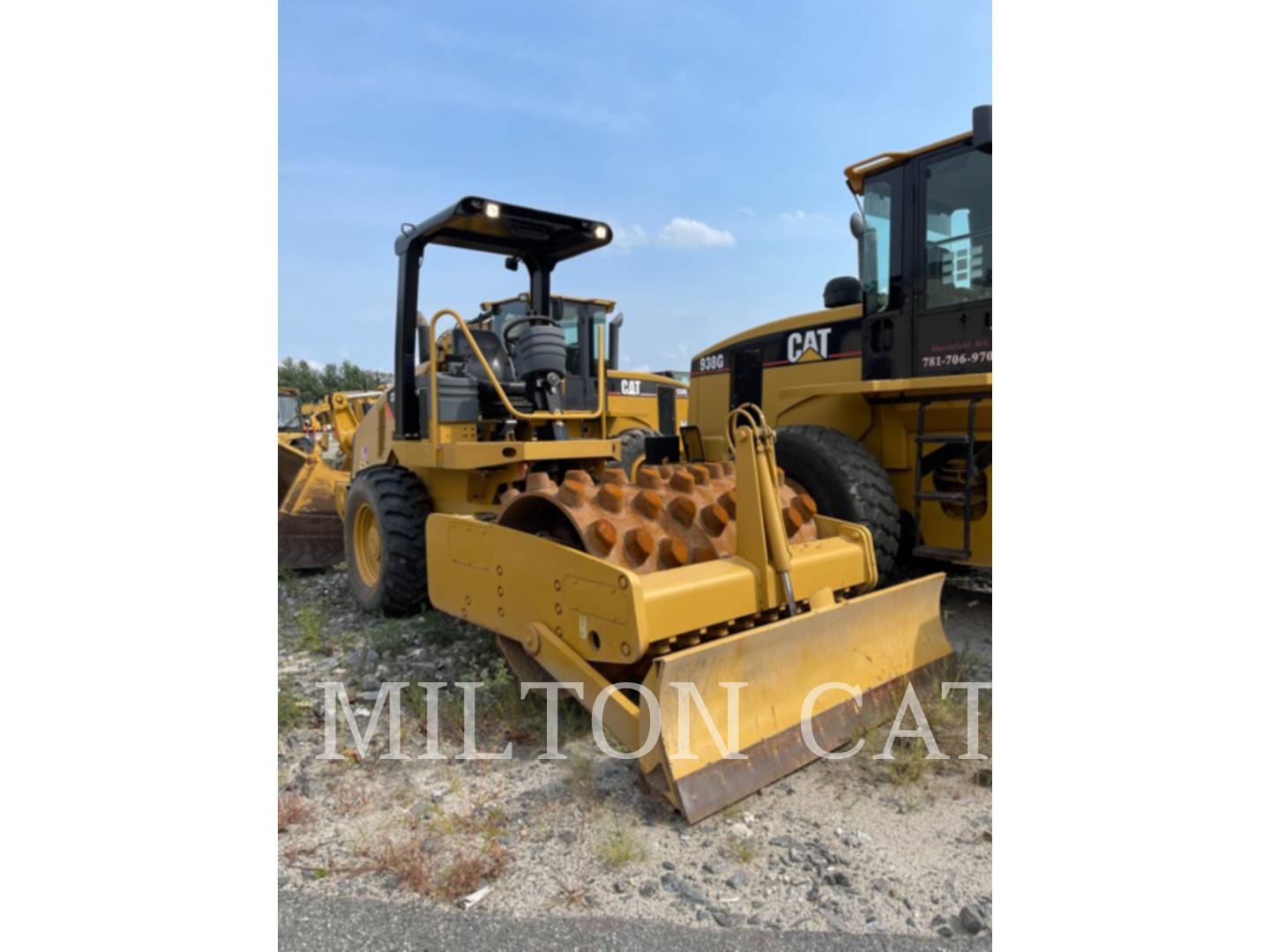 2012 Caterpillar CP44 Compactor