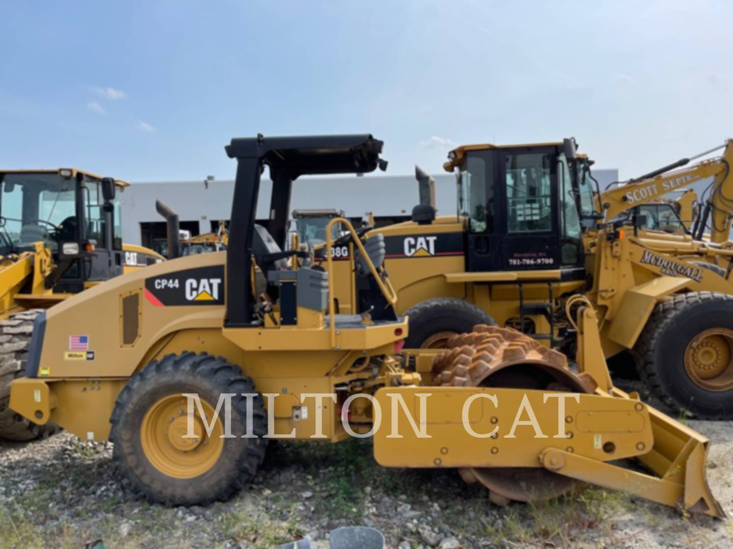 2012 Caterpillar CP44 Compactor