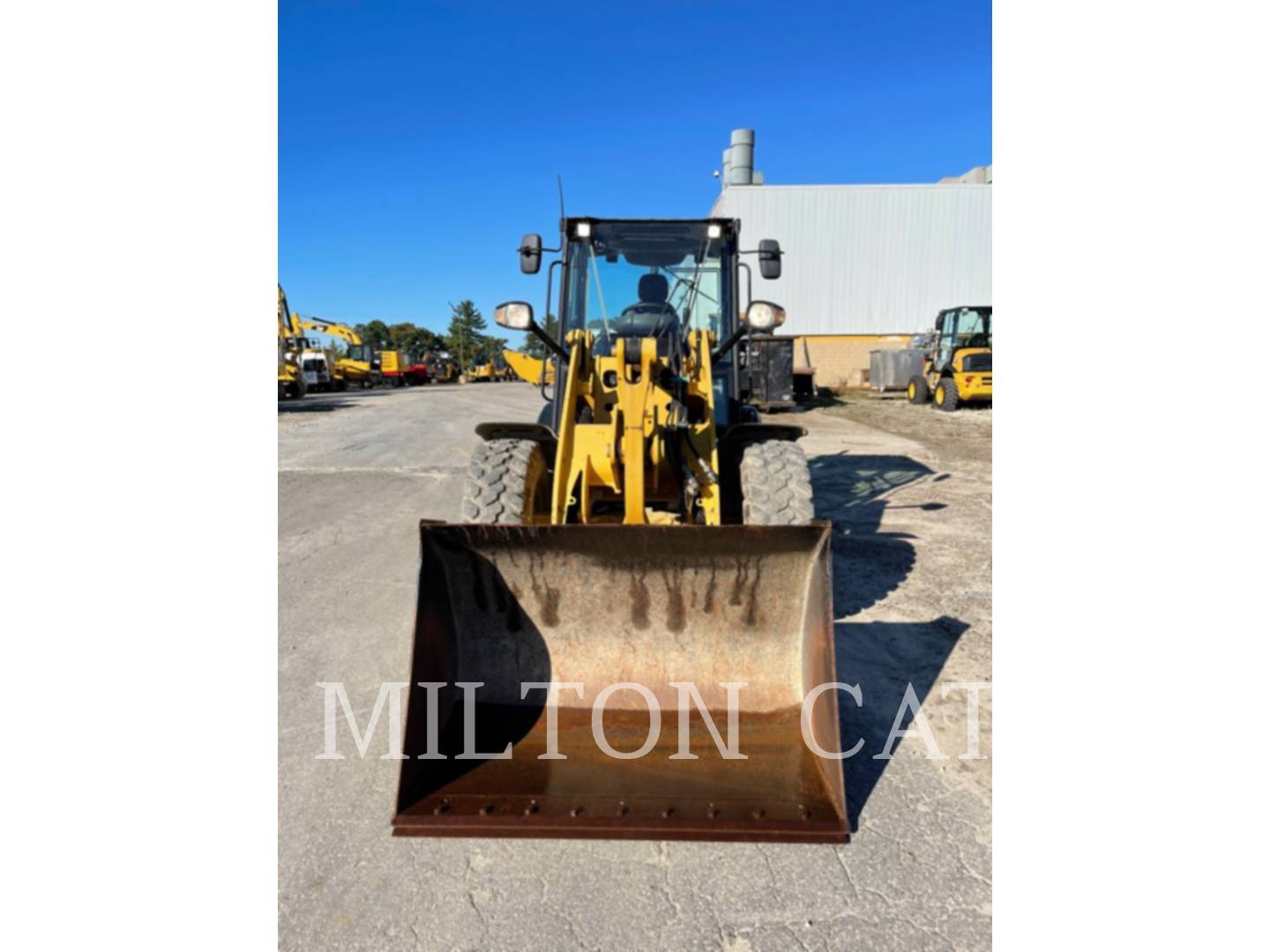 2016 Caterpillar 906M Wheel Loader