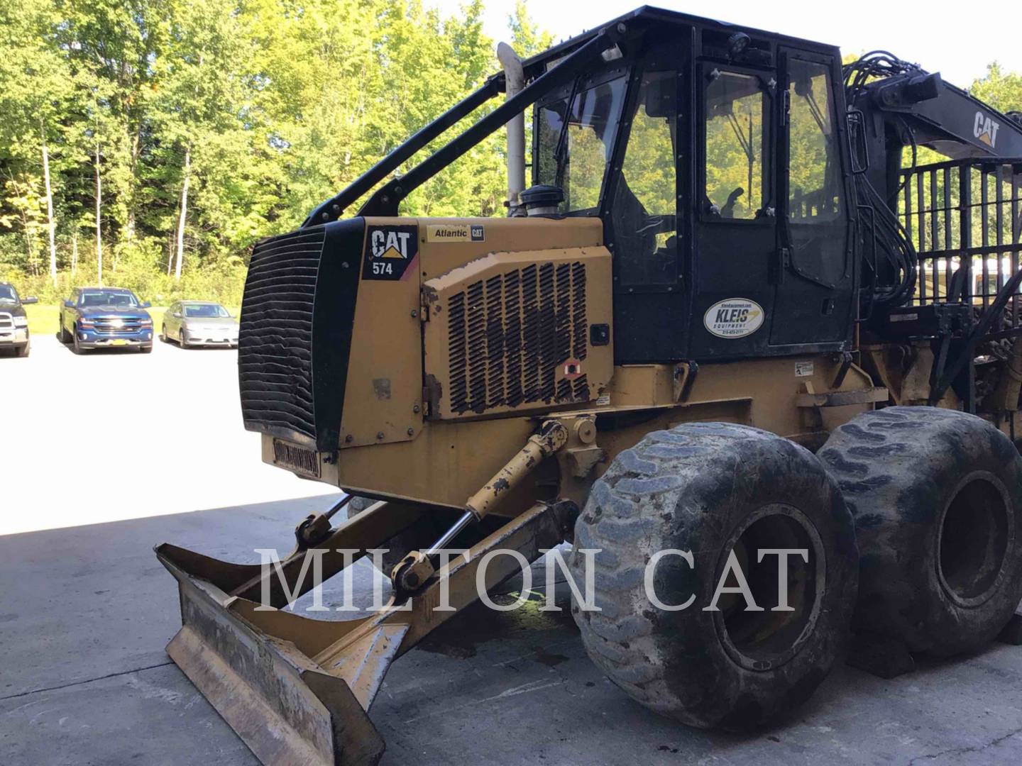 2015 Caterpillar 574 Forwarder