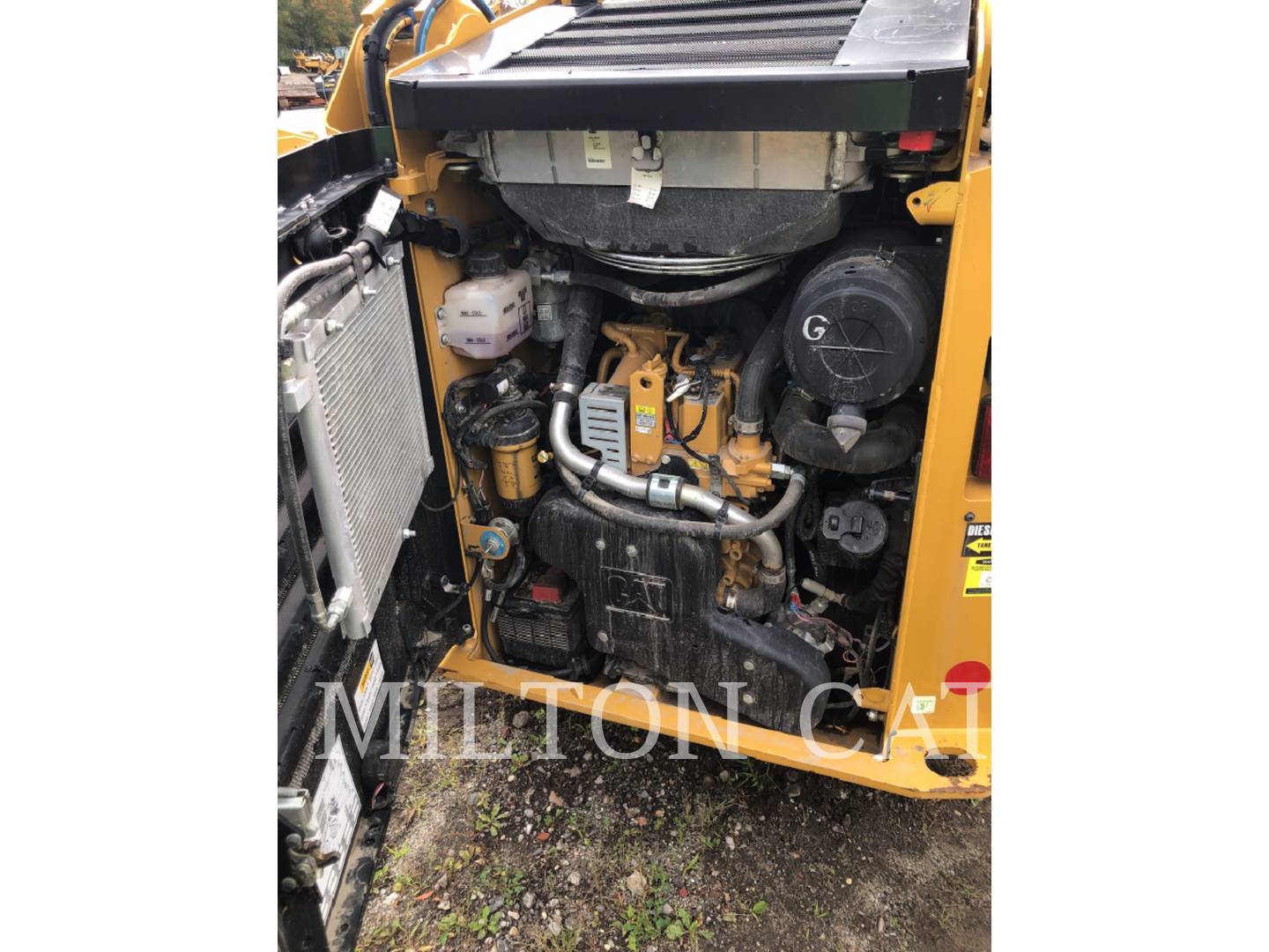 2019 Caterpillar 236D Skid Steer Loader