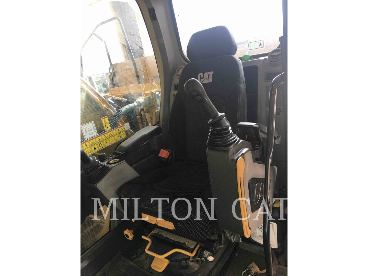 2019 Caterpillar 32007 Excavator