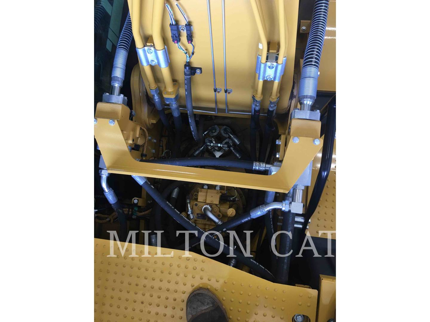 2019 Caterpillar 32007 Excavator