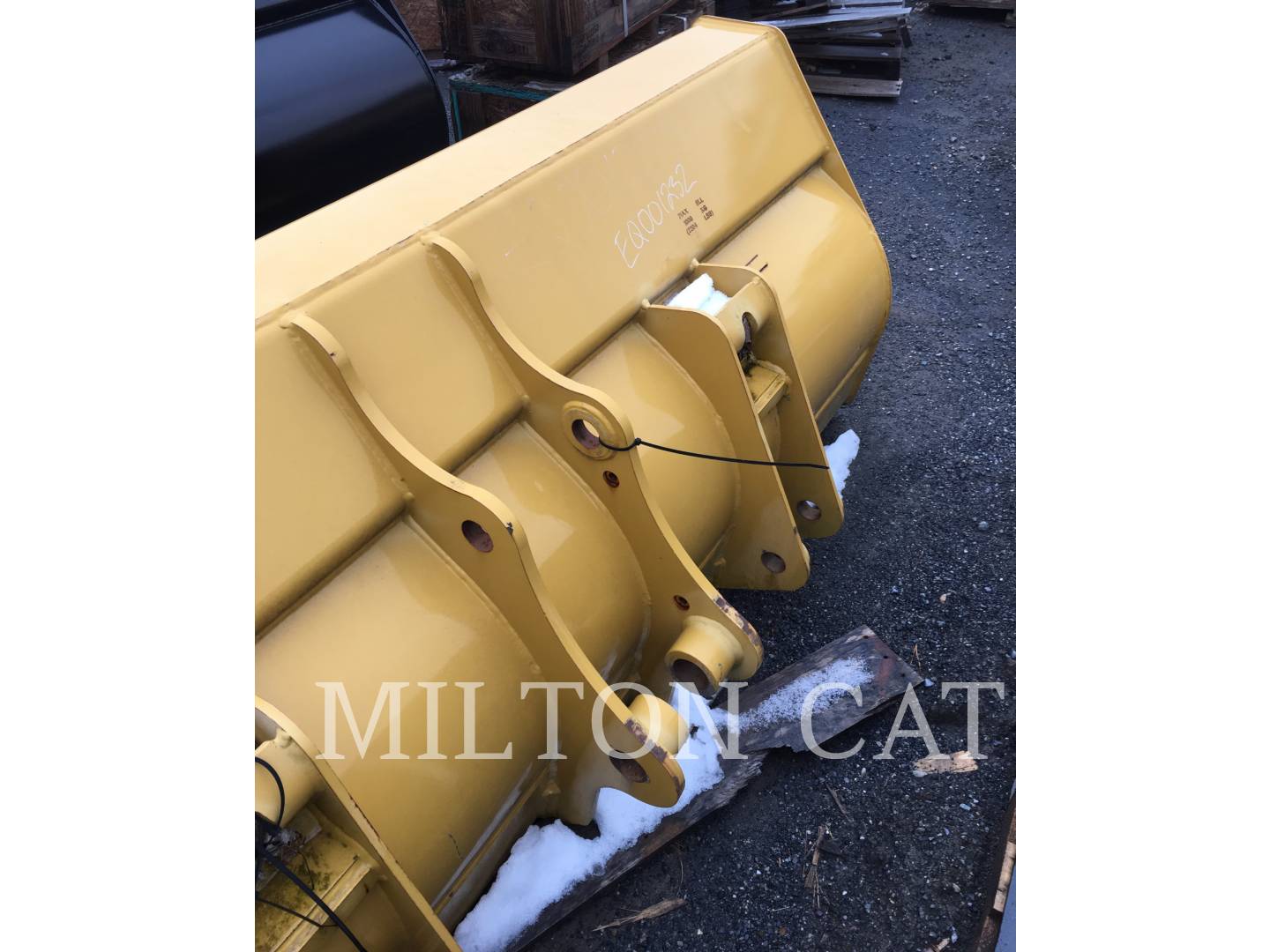 2014 Caterpillar LOADER 420 BUCKET Bucket