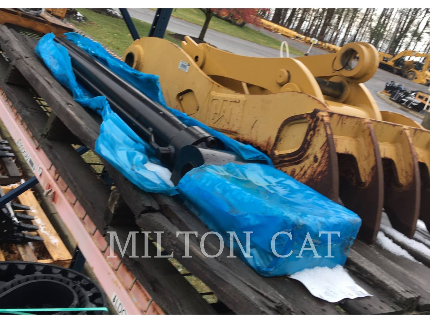 2015 Caterpillar 313THUMB Misc