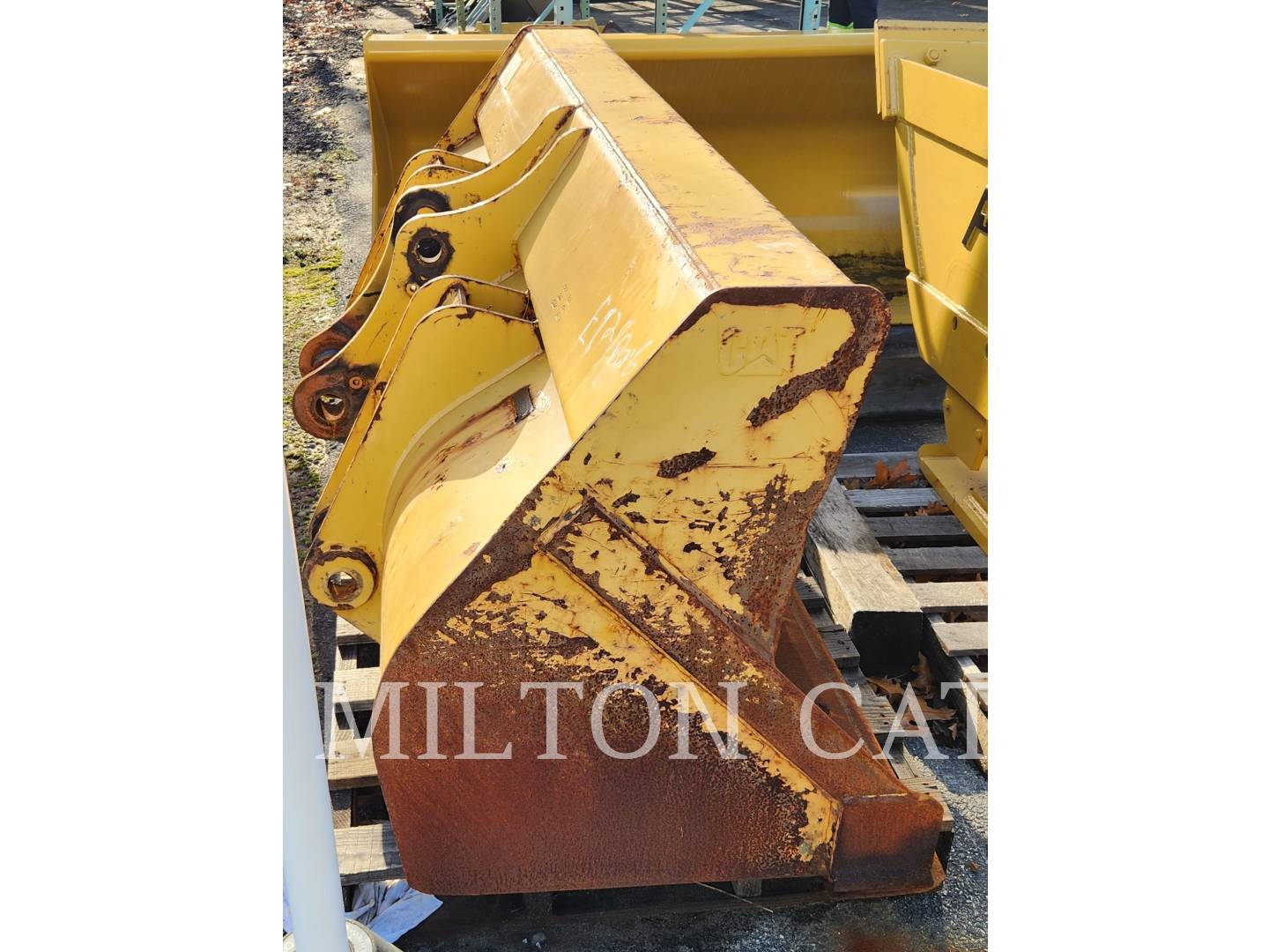 2015 Caterpillar 420 LOADER BUCKET Bucket