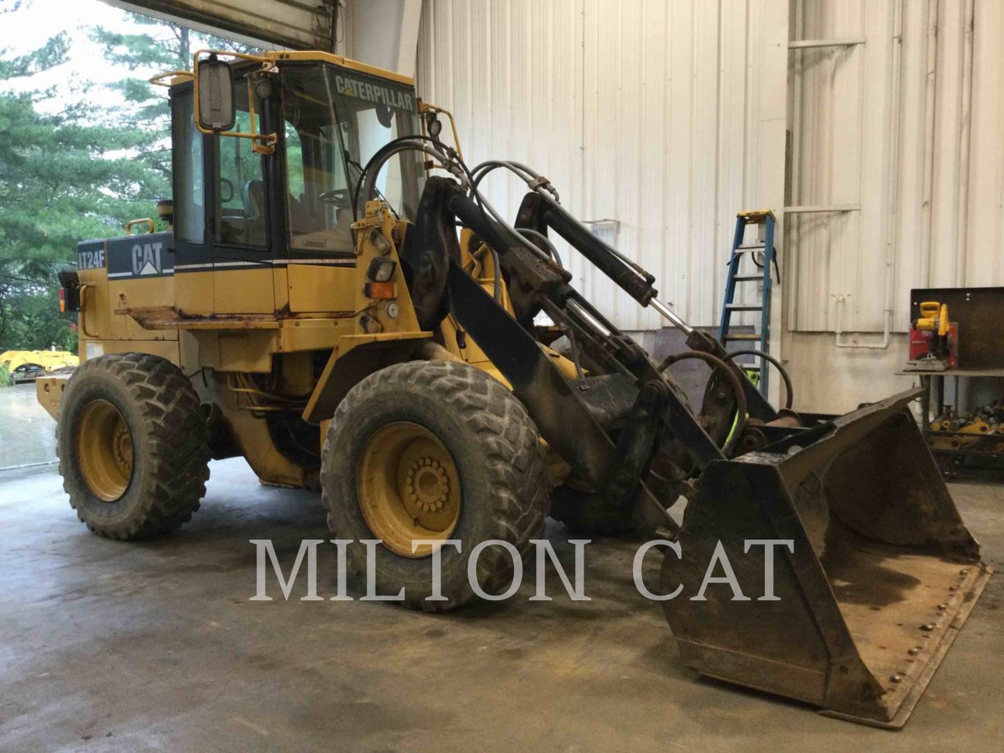 1996 Caterpillar IT24F Wheel Loader