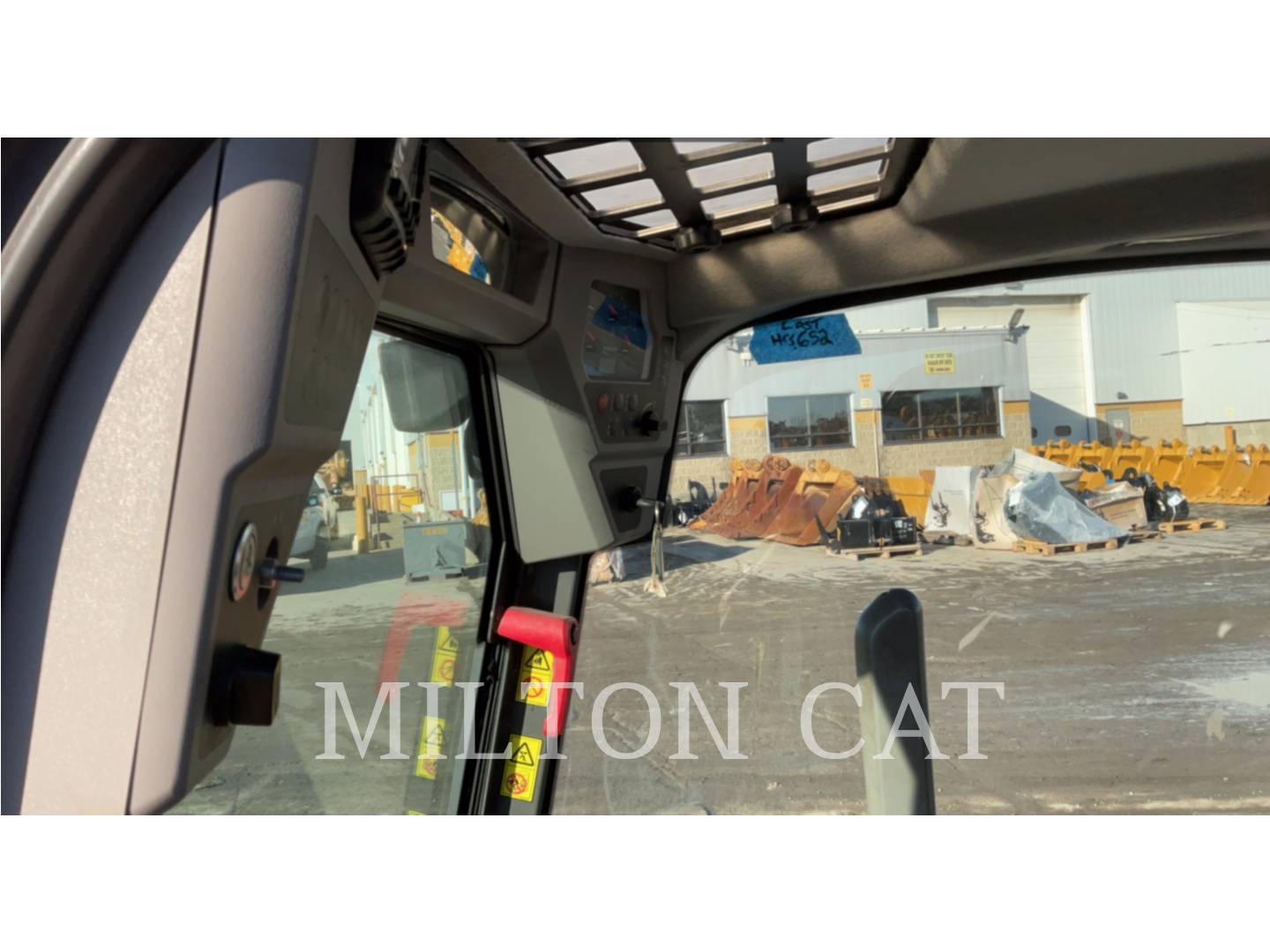 2018 Volvo MCT125D Compact Track Loader