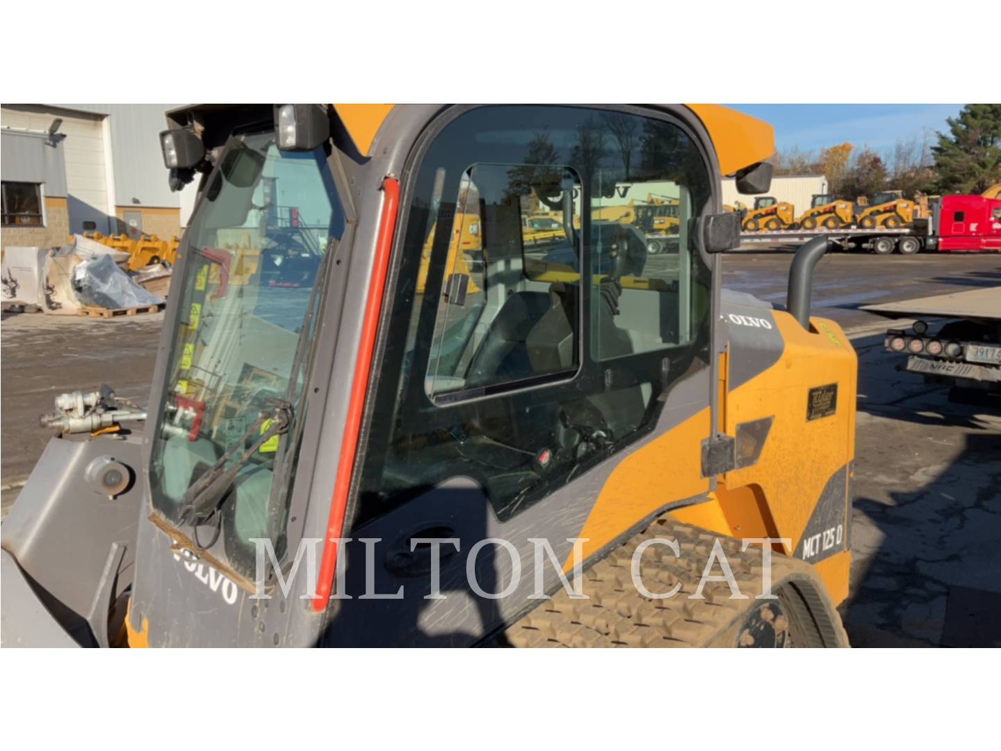 2018 Volvo MCT125D Compact Track Loader