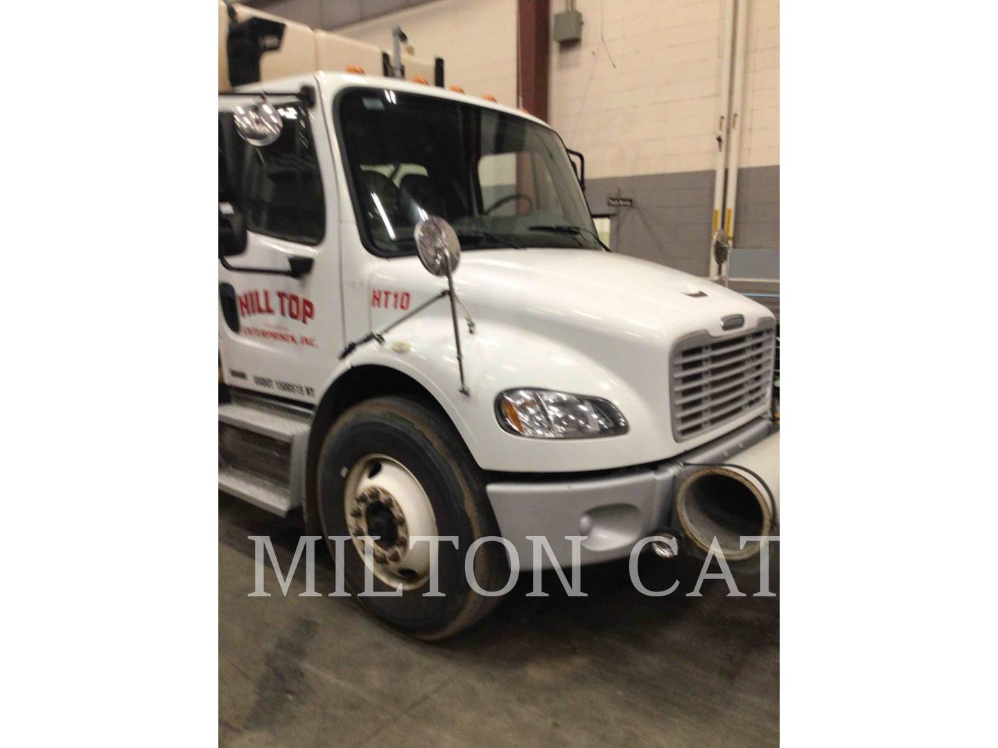 2009 Freightliner M2 Truck