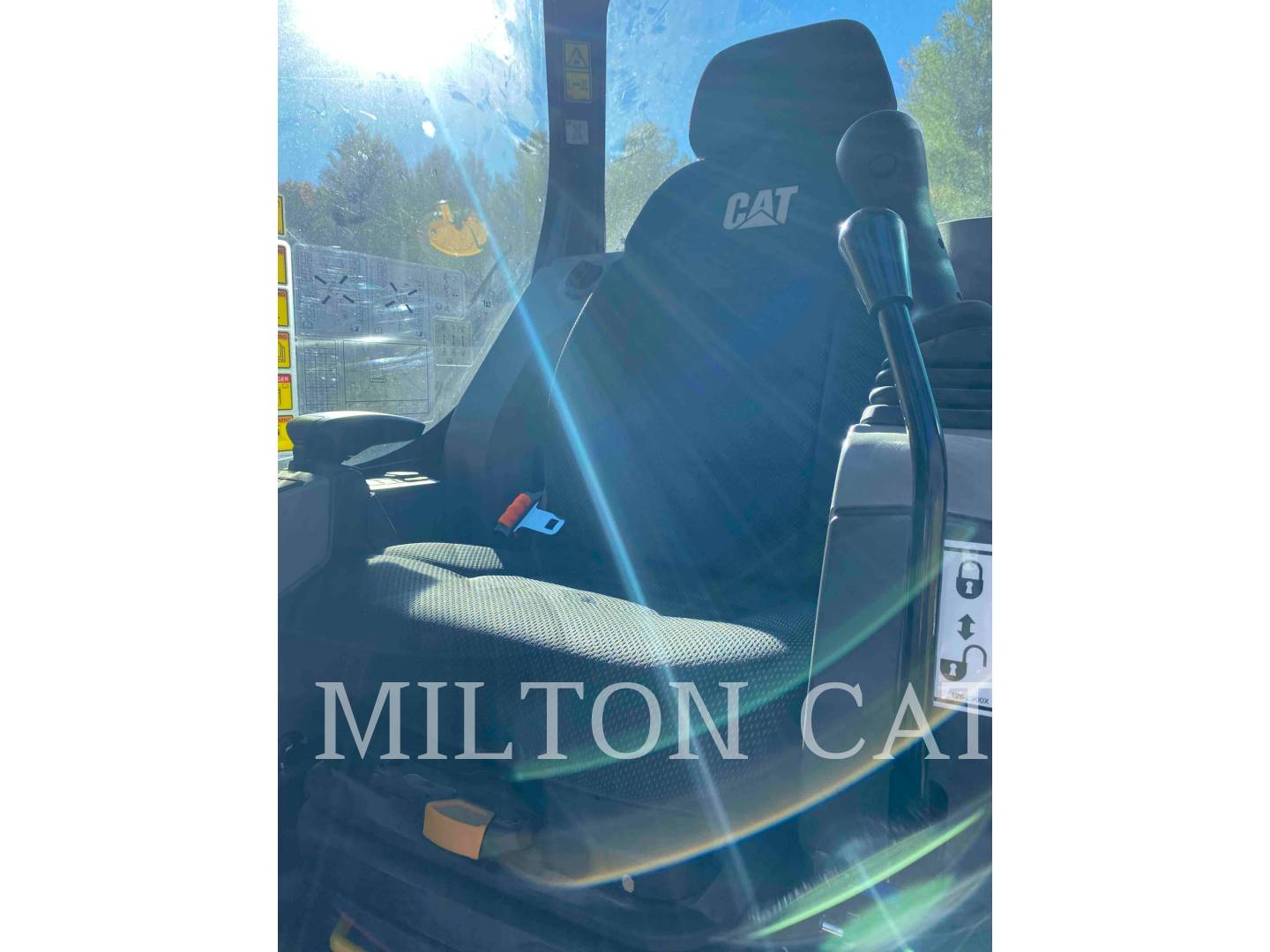 2021 Caterpillar 31007 Excavator