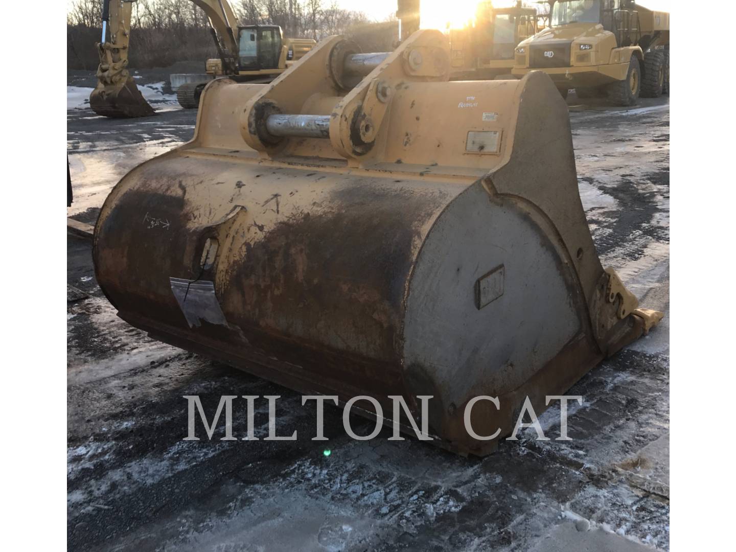 2017 Caterpillar 349BUCKET80" Bucket