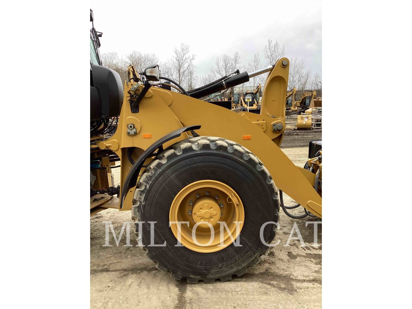 2021 Caterpillar 920 Wheel Loader