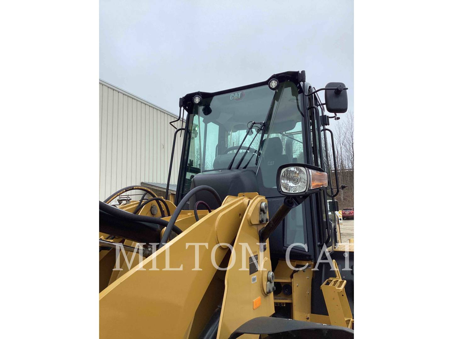 2021 Caterpillar 920 Wheel Loader