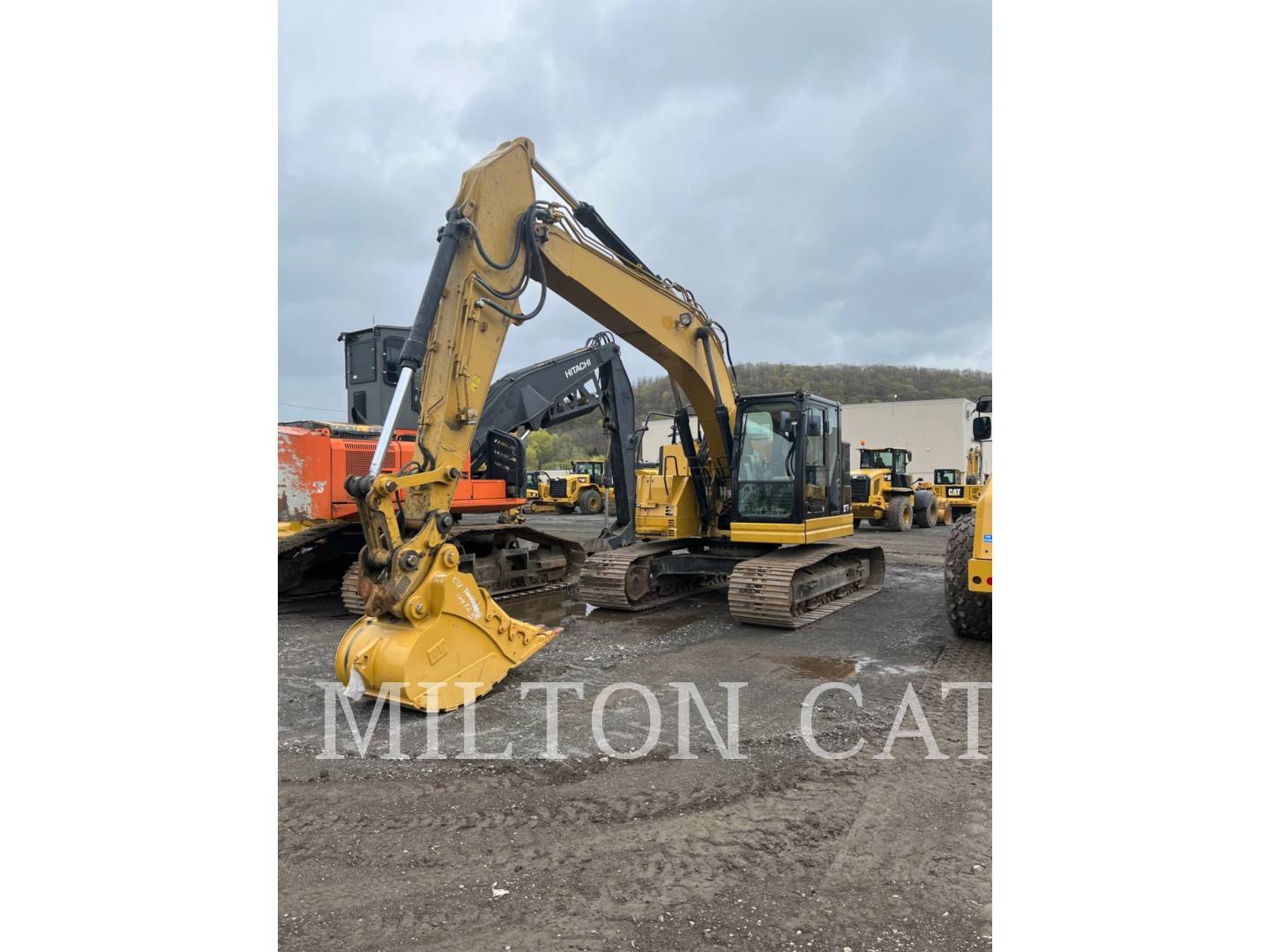 2017 Caterpillar 325FLCR Excavator