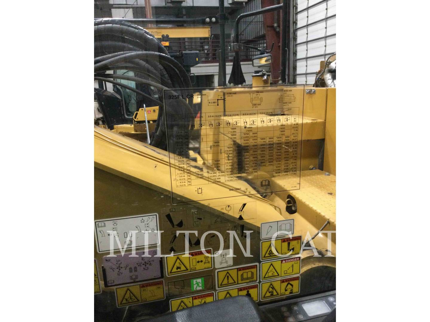 2017 Caterpillar 325FLCR Excavator