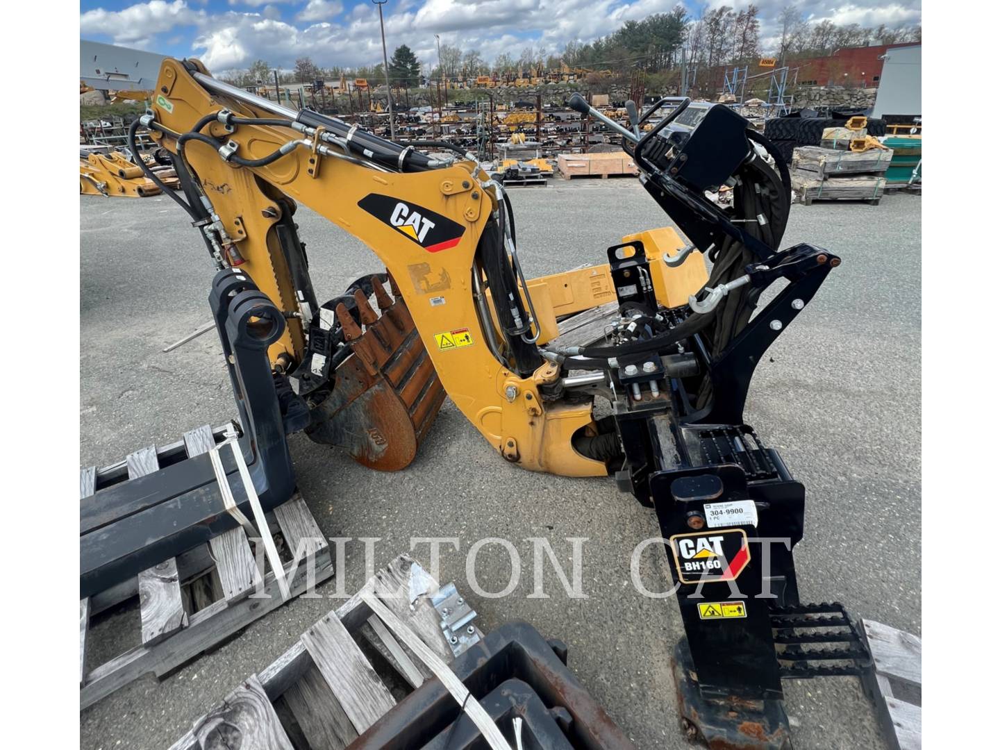 2016 Caterpillar BH160 Misc