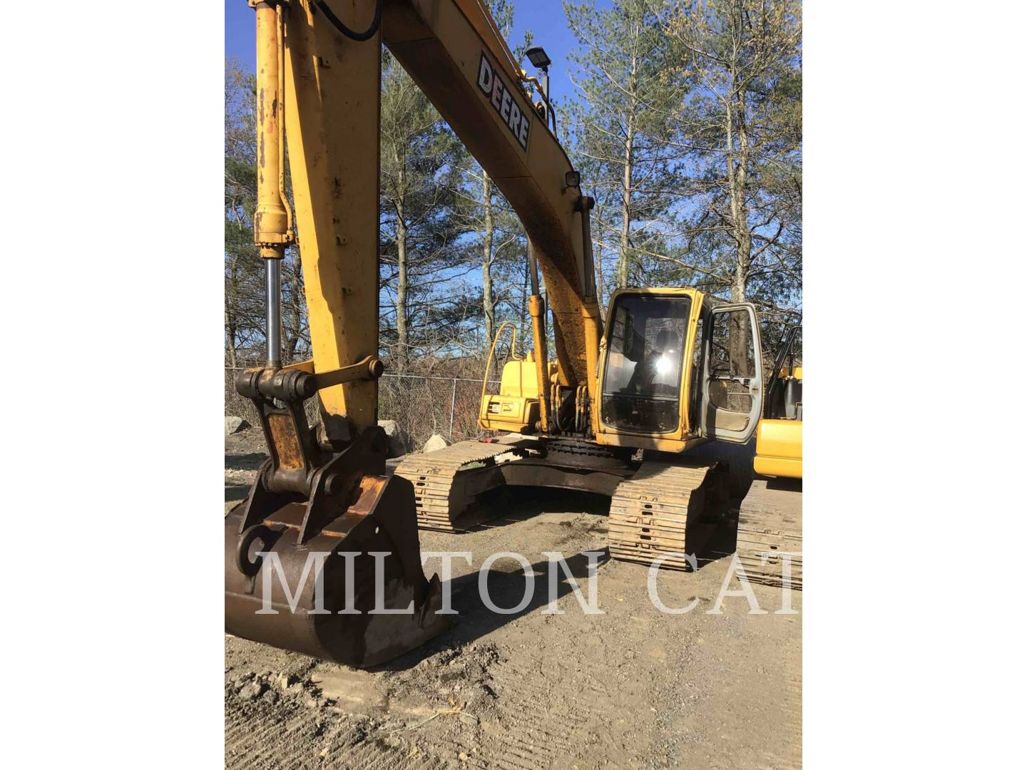 1997 John Deere 200LC Excavator