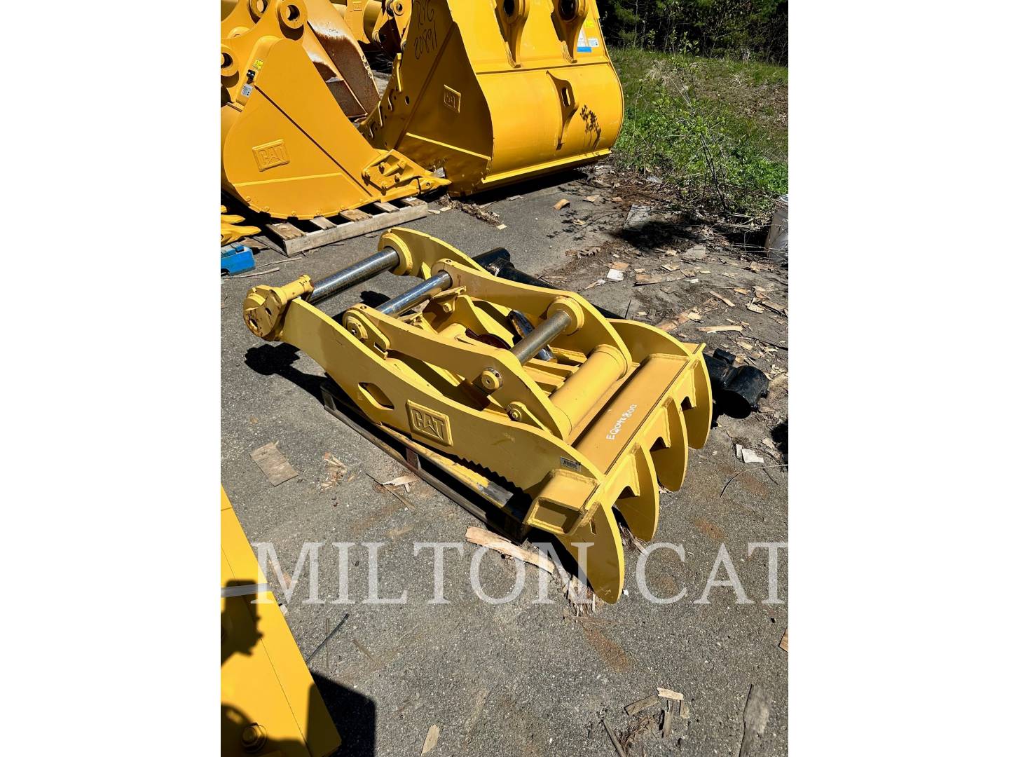 2015 Caterpillar 328THUMB Misc