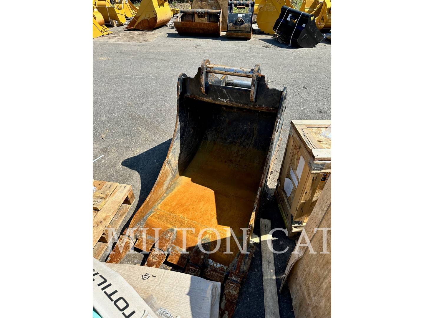 2022 Misc 36" S60 BUCKET Bucket