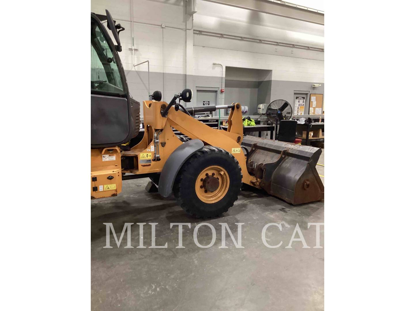 2014 Case 221F_CS Wheel Loader