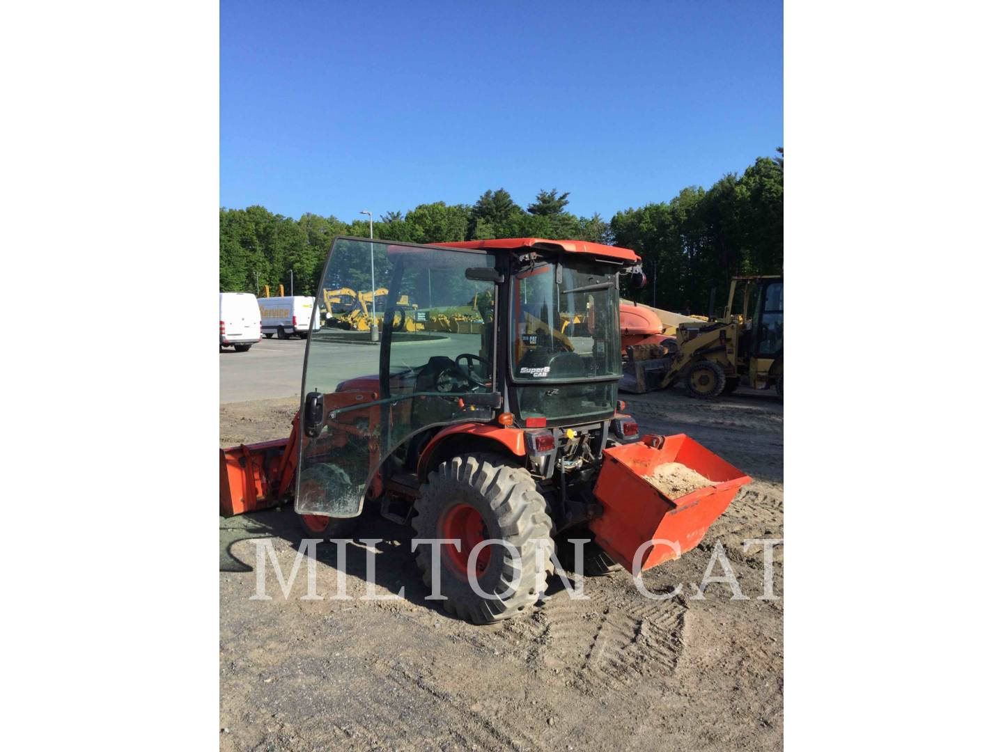 2015 Komatsu B3350_KU Tractor