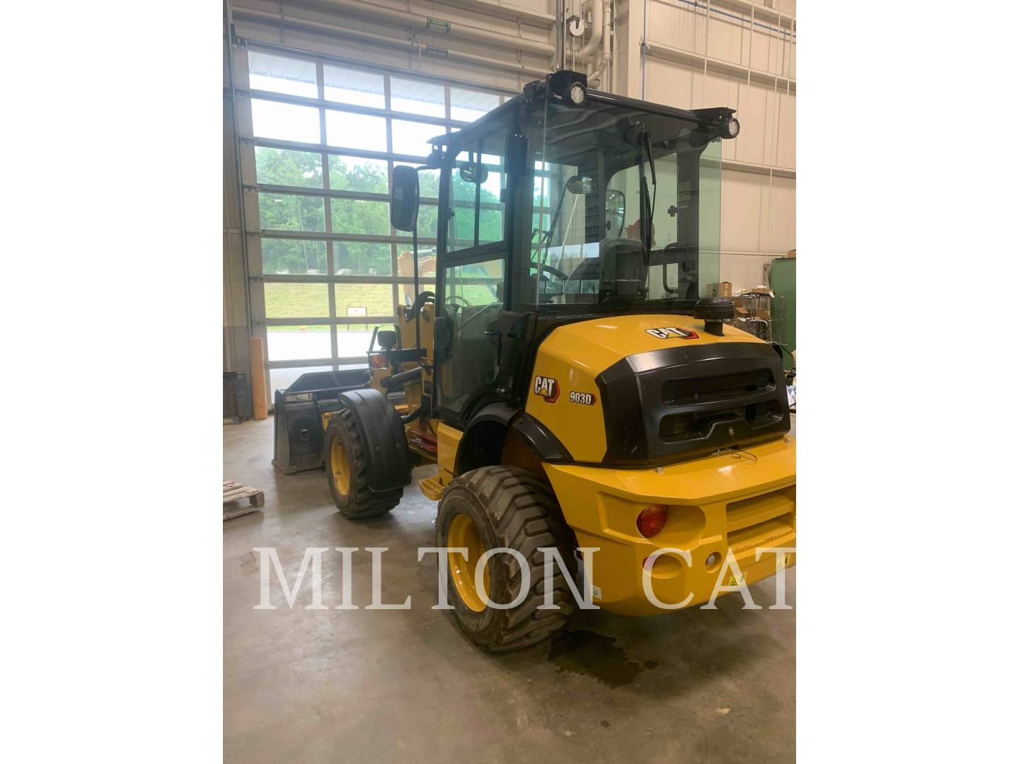 2022 Caterpillar 903D Wheel Loader