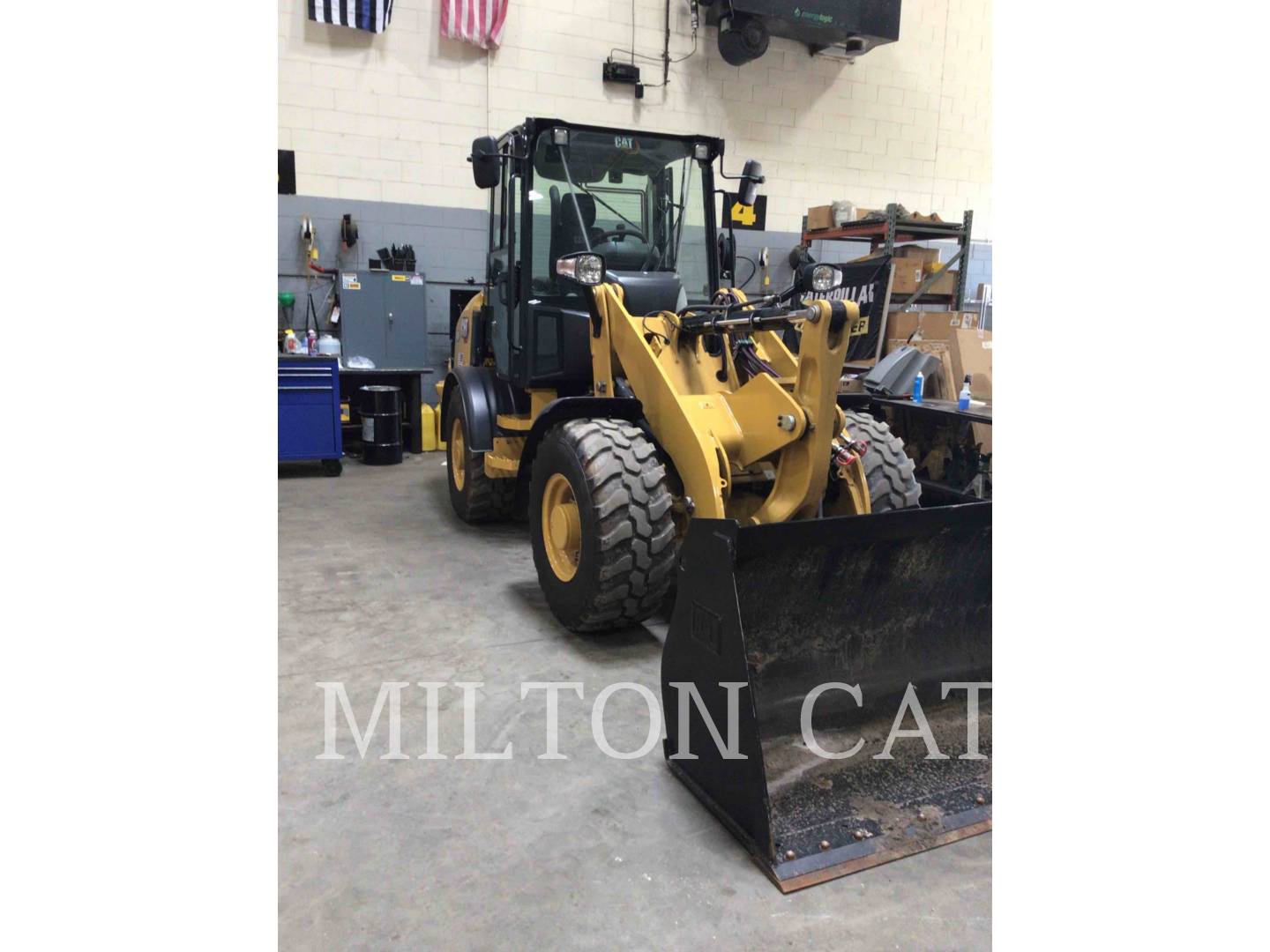 2021 Caterpillar 907M Wheel Loader