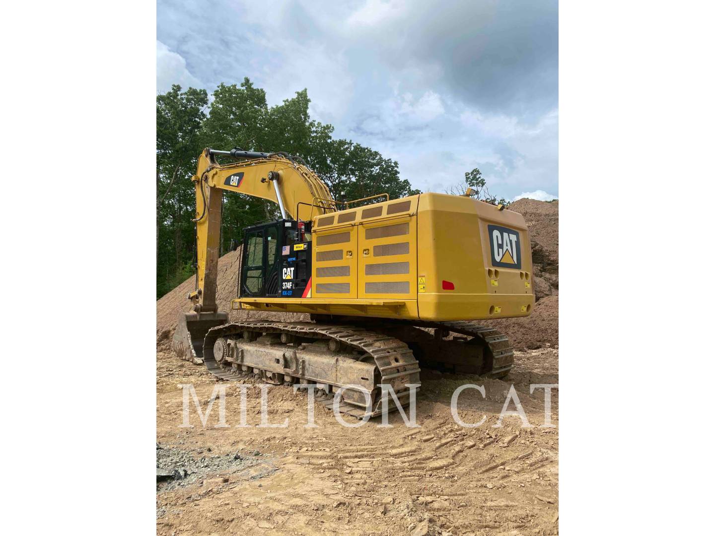 2017 Caterpillar 374FL Excavator