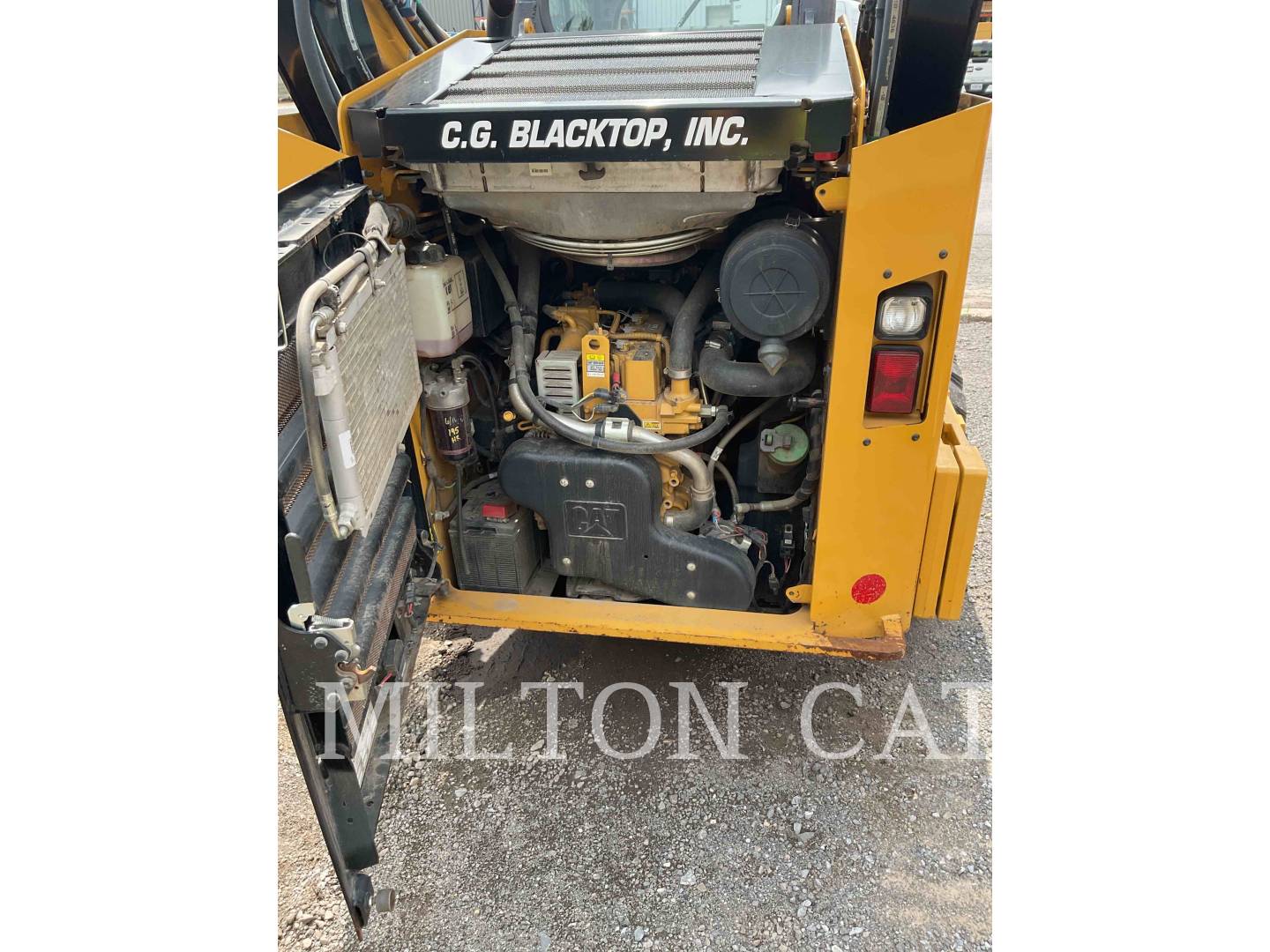 2013 Caterpillar 262D Skid Steer Loader