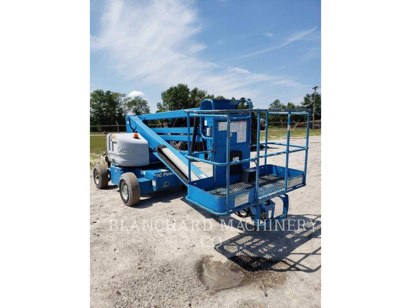 2012 Genie Z45 Lift Truck