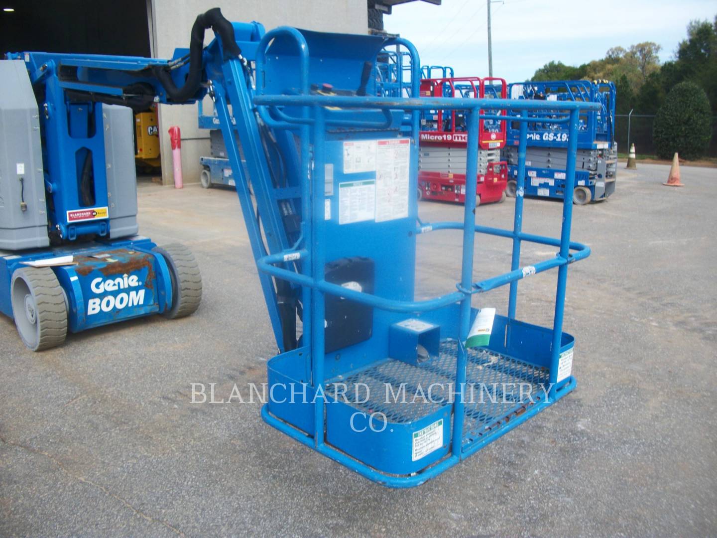 2013 Genie Z30 Lift Truck