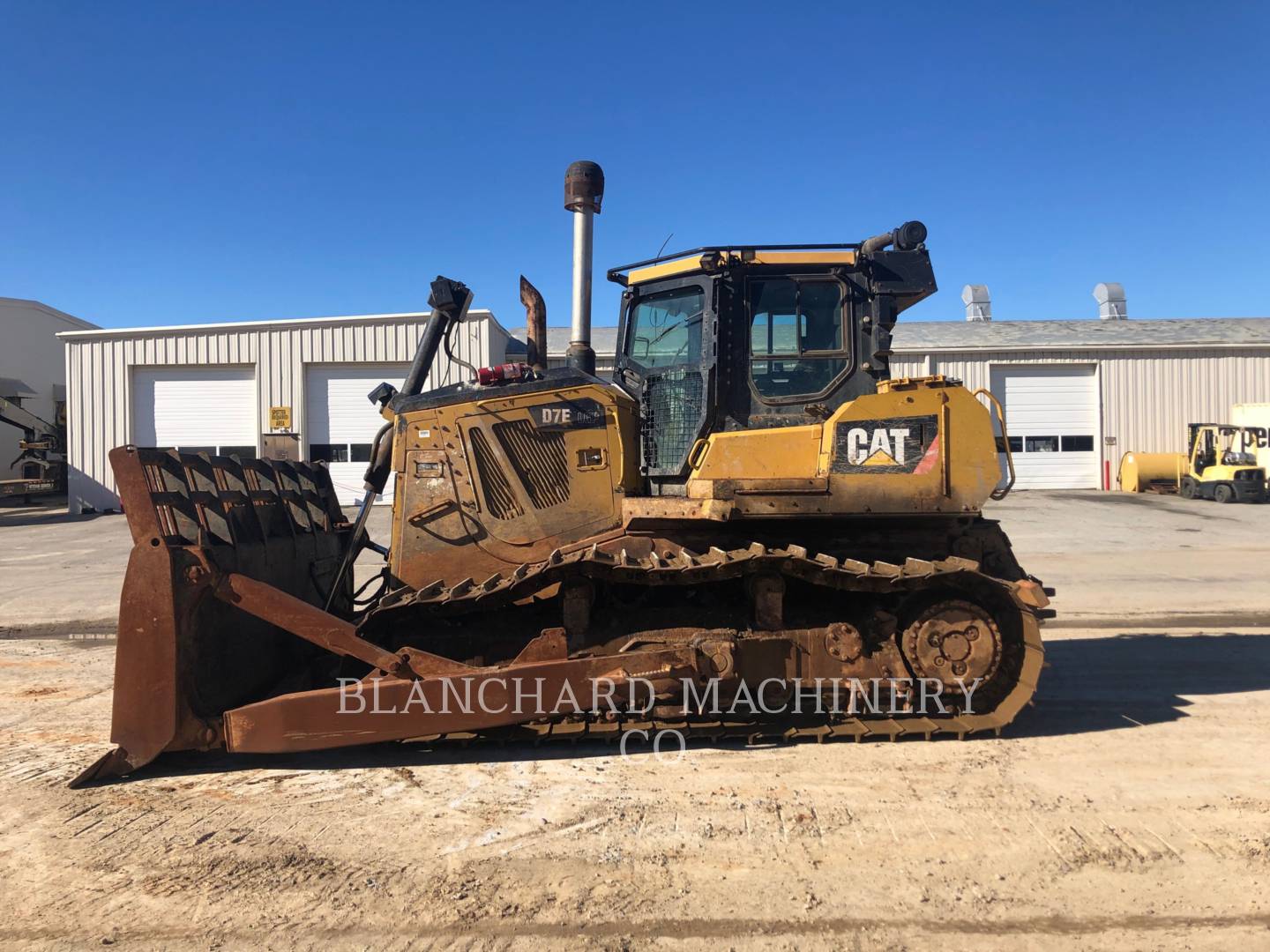 2011 Caterpillar D7ELGP Dozer