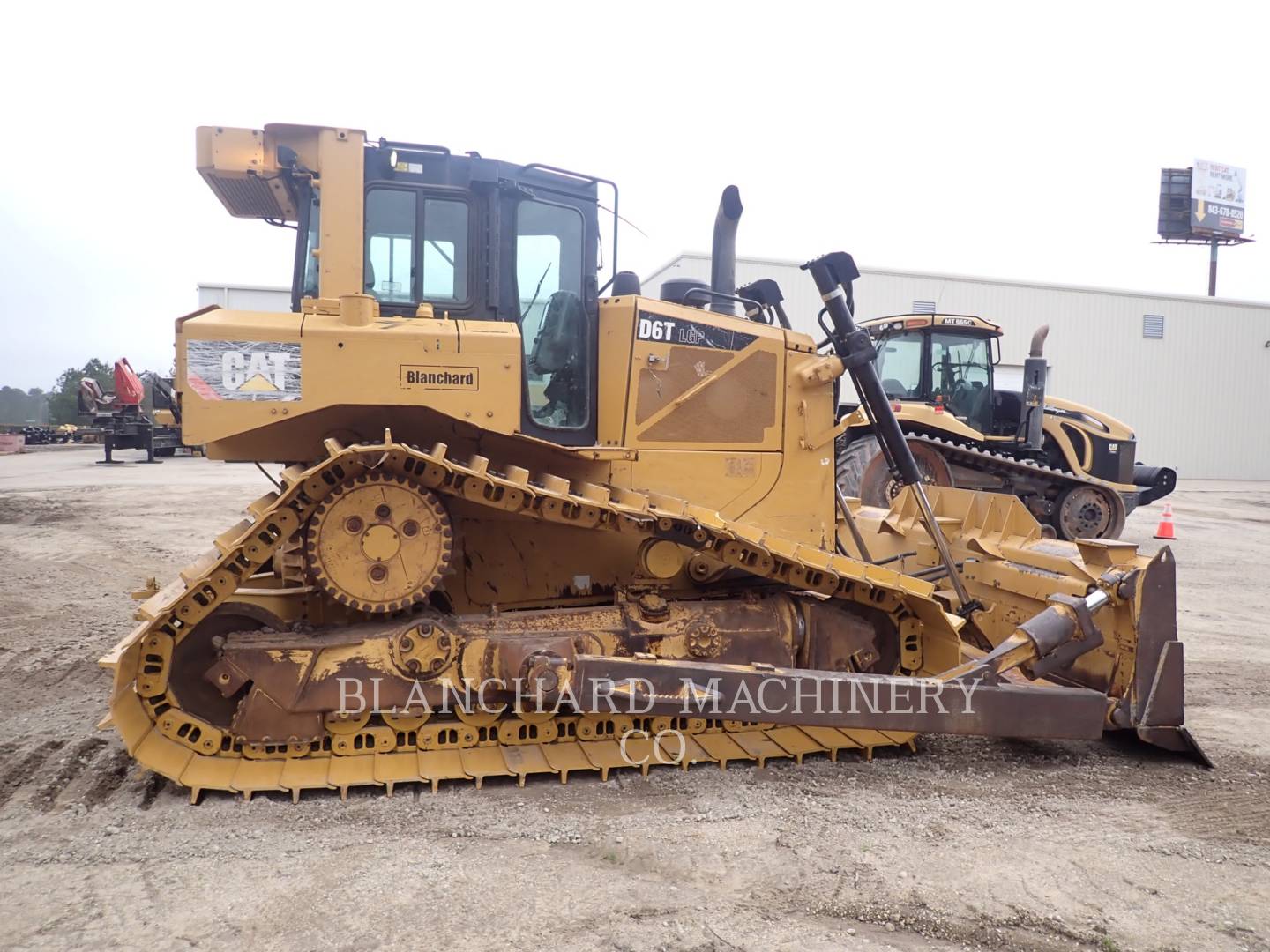 2015 Caterpillar D 6 T LGP Dozer