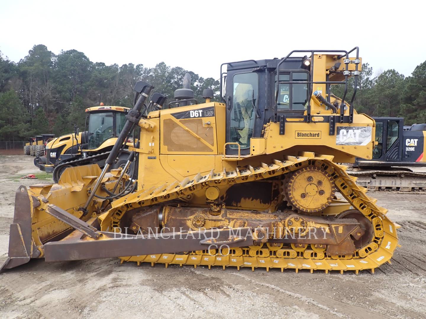 2015 Caterpillar D 6 T LGP Dozer