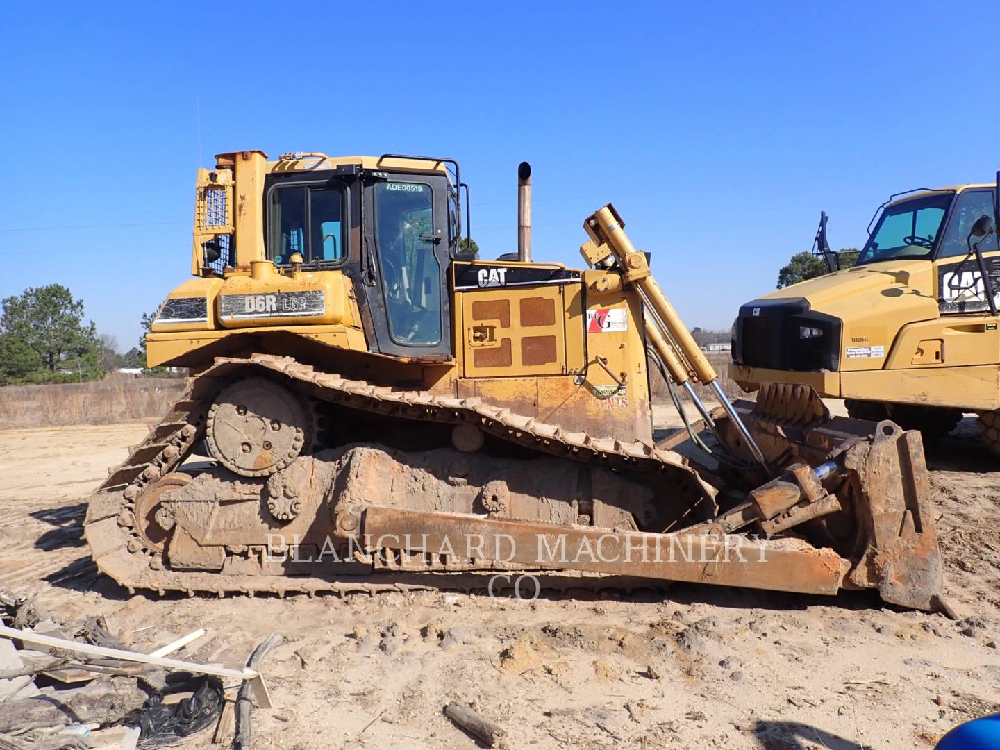 2004 Caterpillar D6RIILGP Dozer