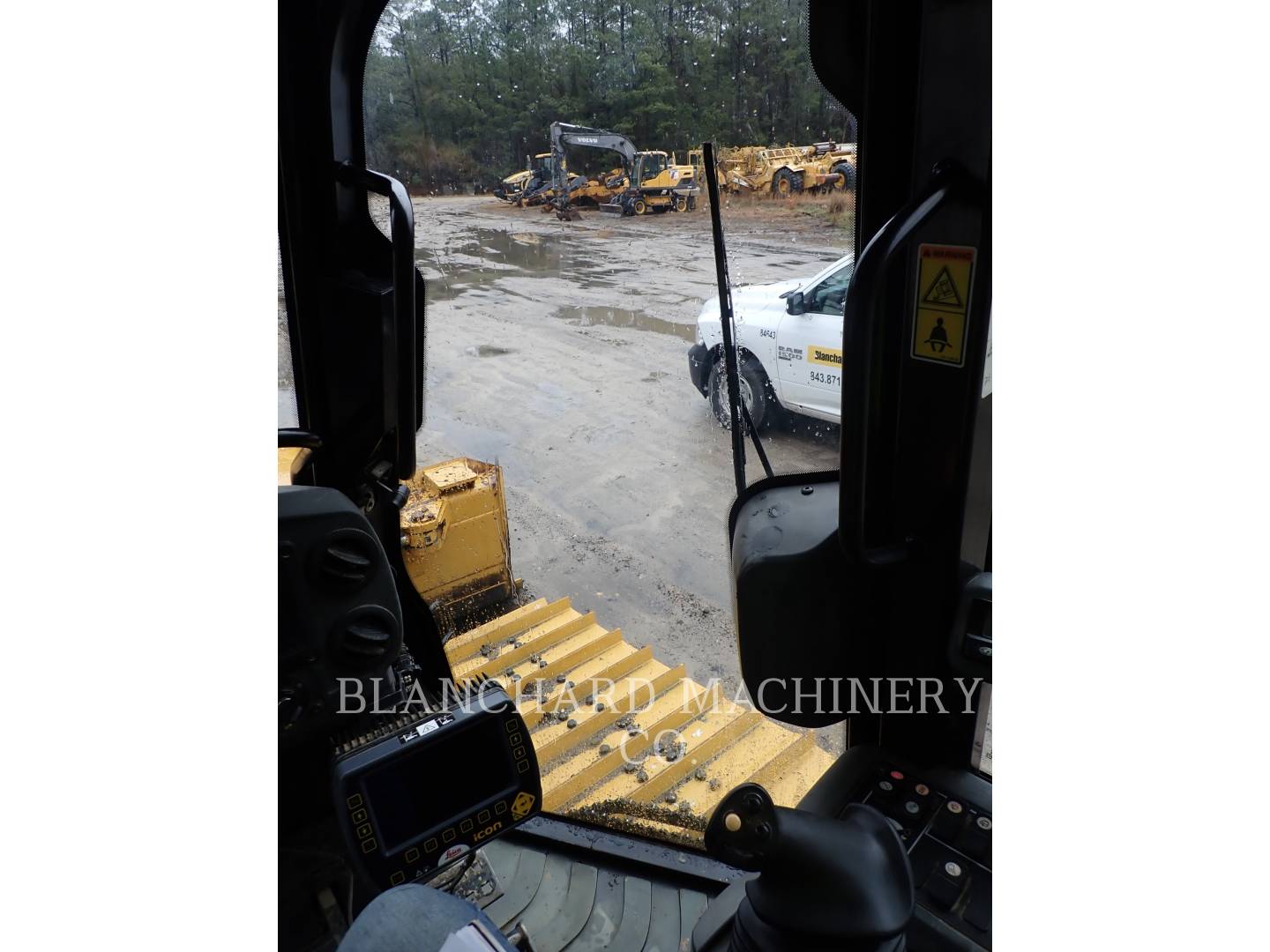 2011 Caterpillar D6K LGP Dozer