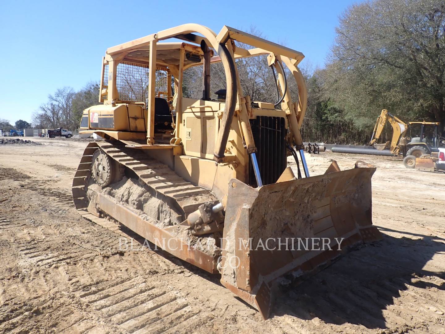 1986 Caterpillar D6H Dozer