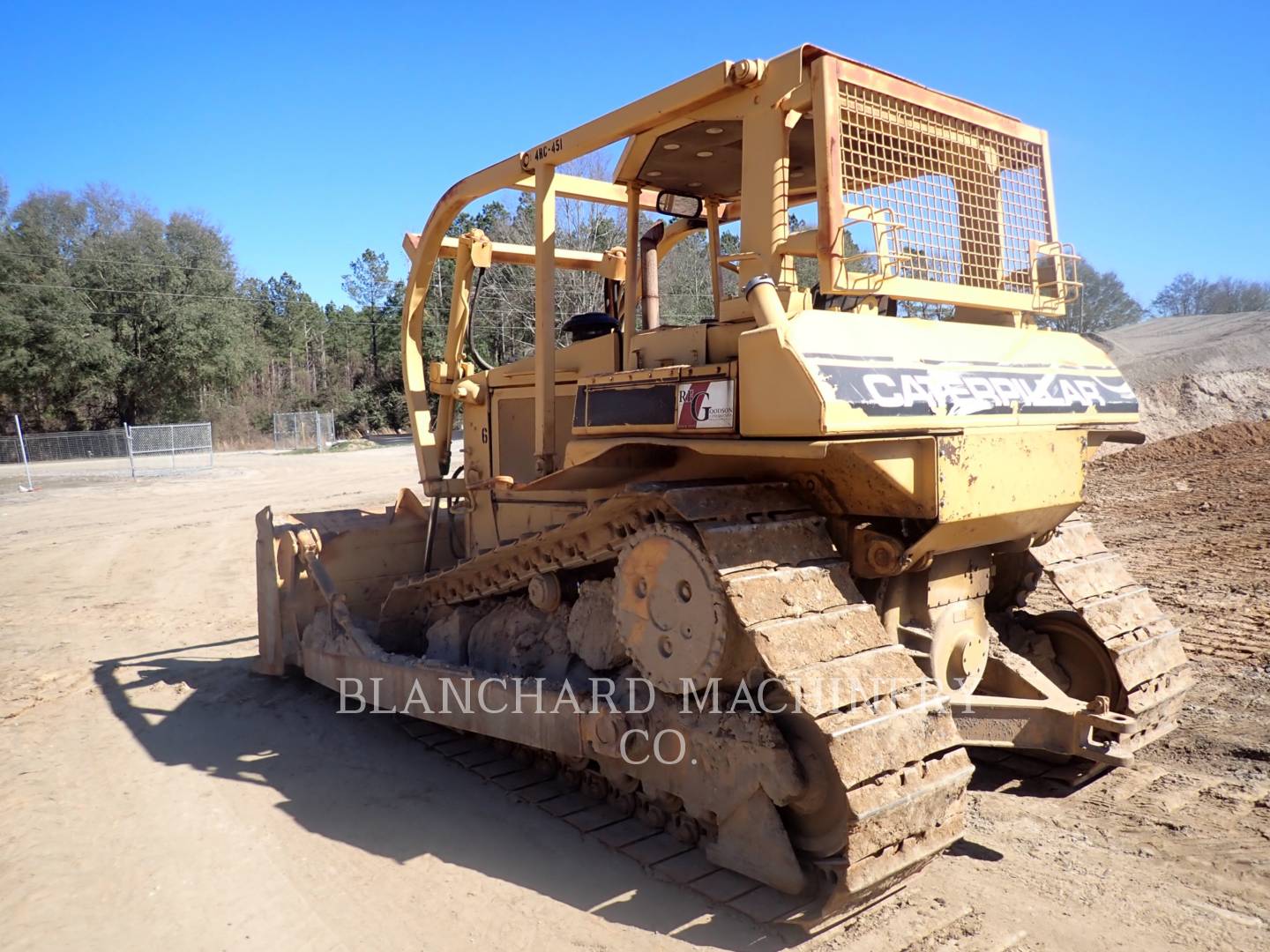 1986 Caterpillar D6H Dozer