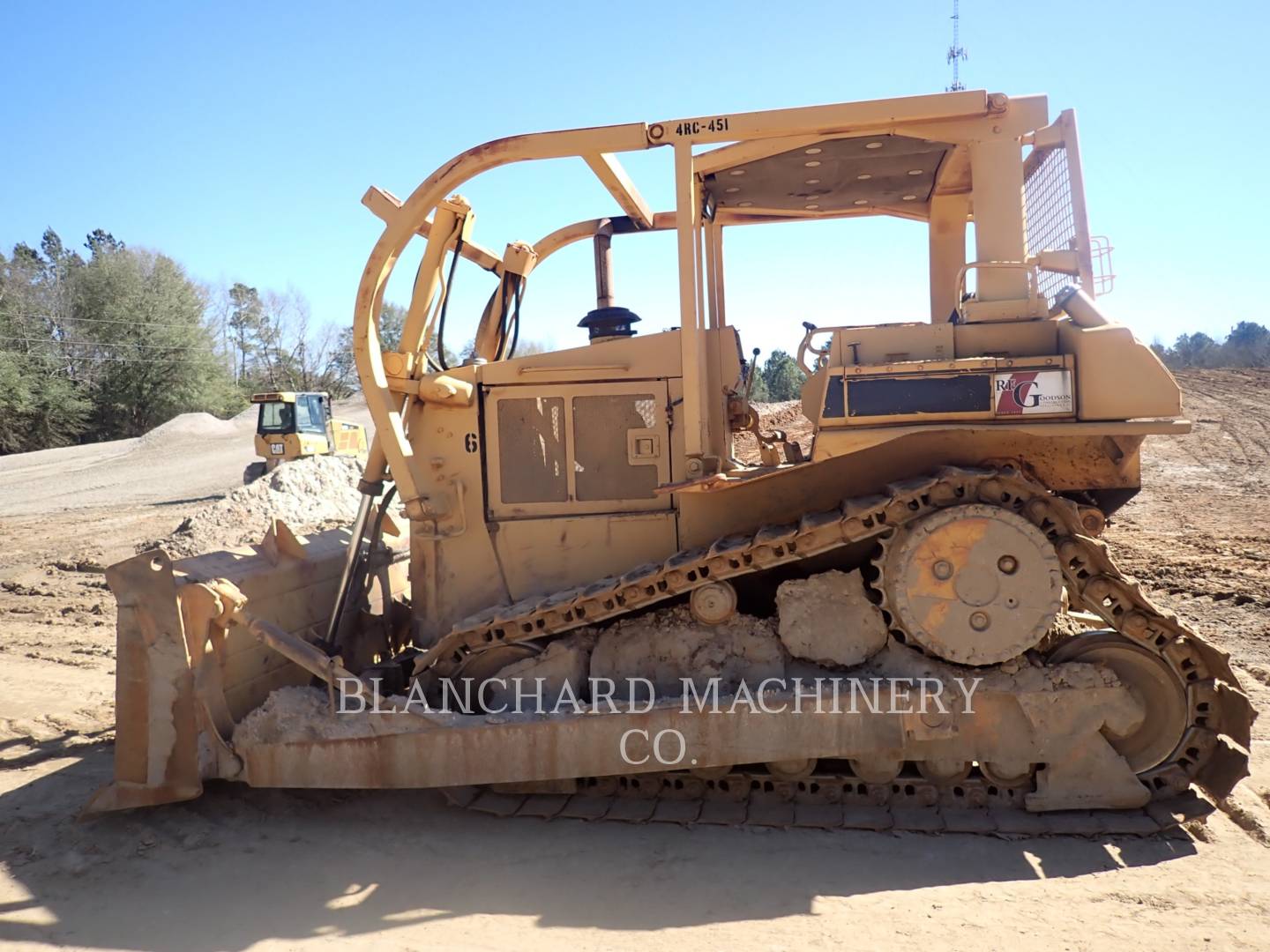 1986 Caterpillar D6H Dozer