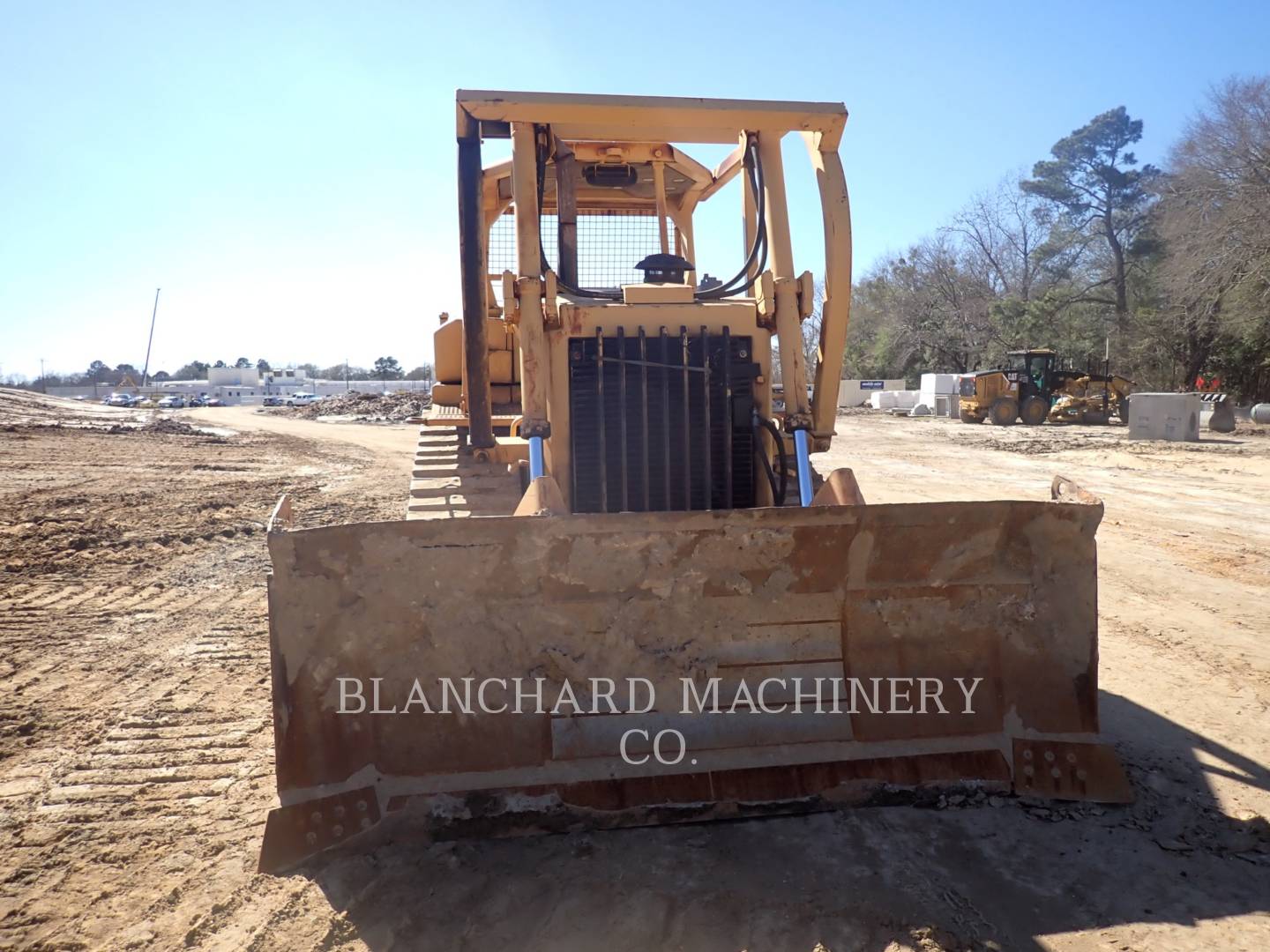 1986 Caterpillar D6H Dozer